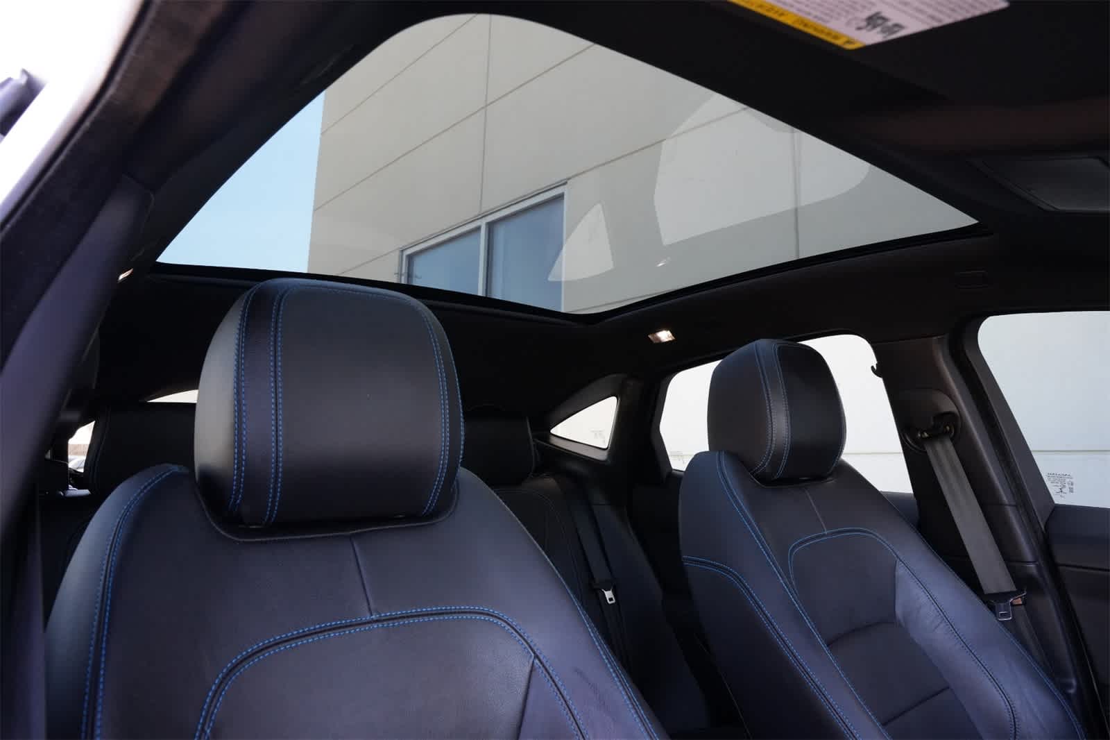 Thumbnail: 2019 Jaguar E-Pace - 25