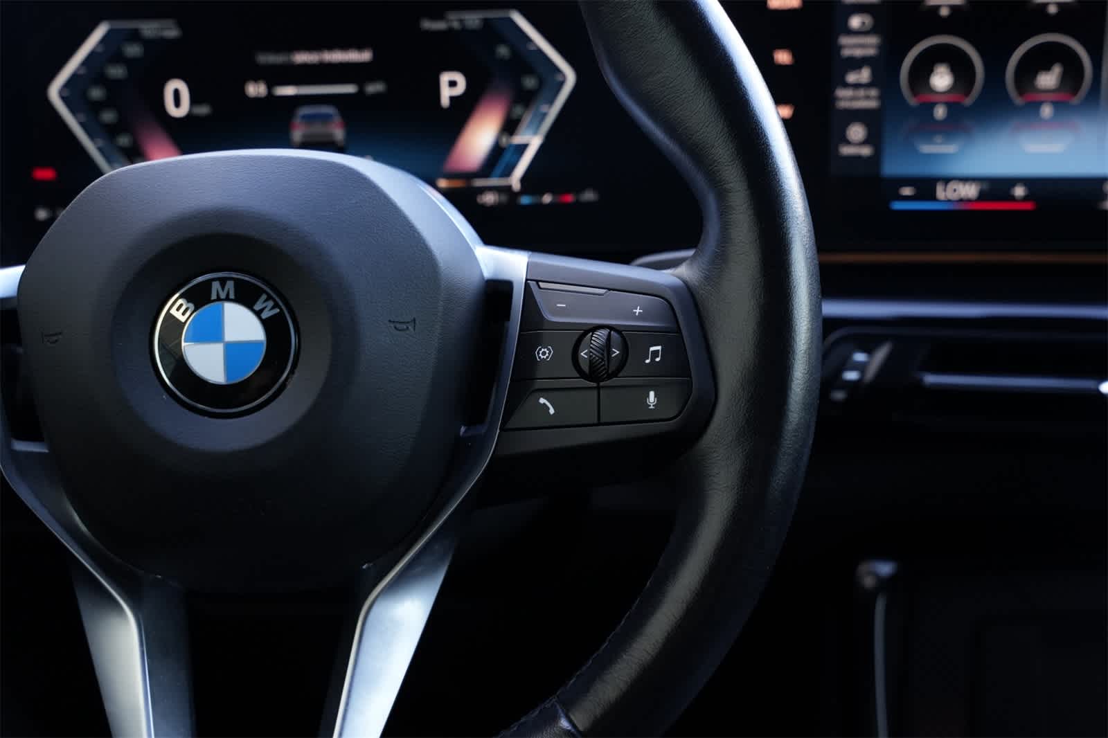 Thumbnail: 2023 BMW X1 - 11