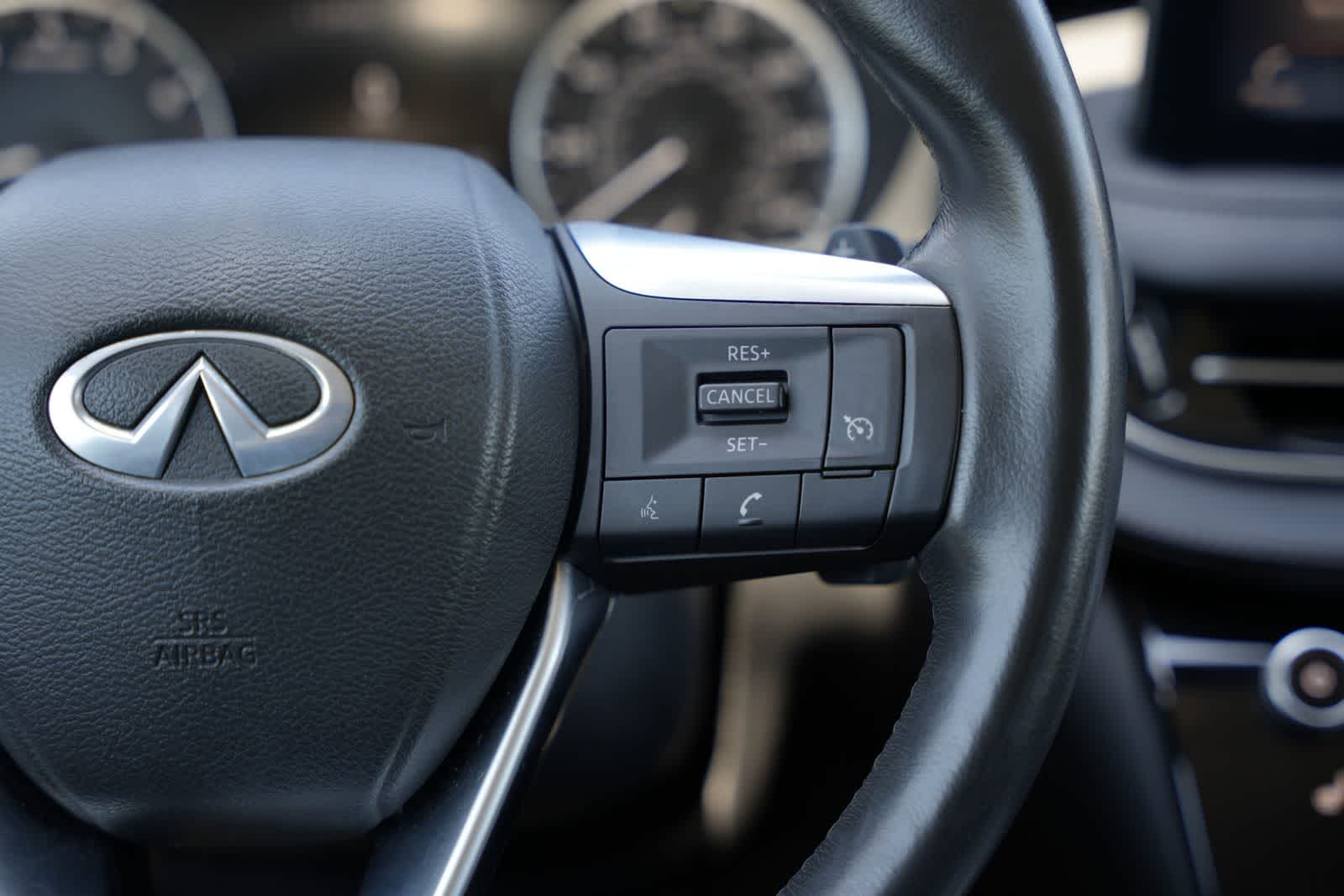 Thumbnail: 2024 INFINITI QX60 - 10