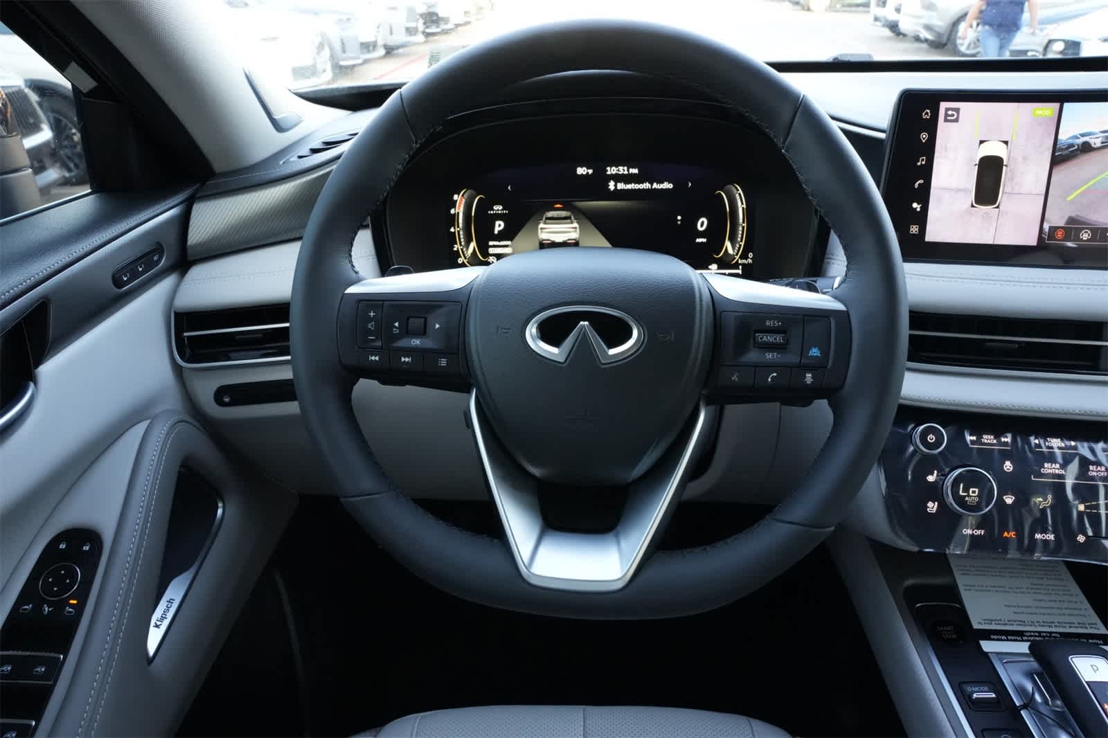 Thumbnail: 2026 INFINITI QX60 - 9