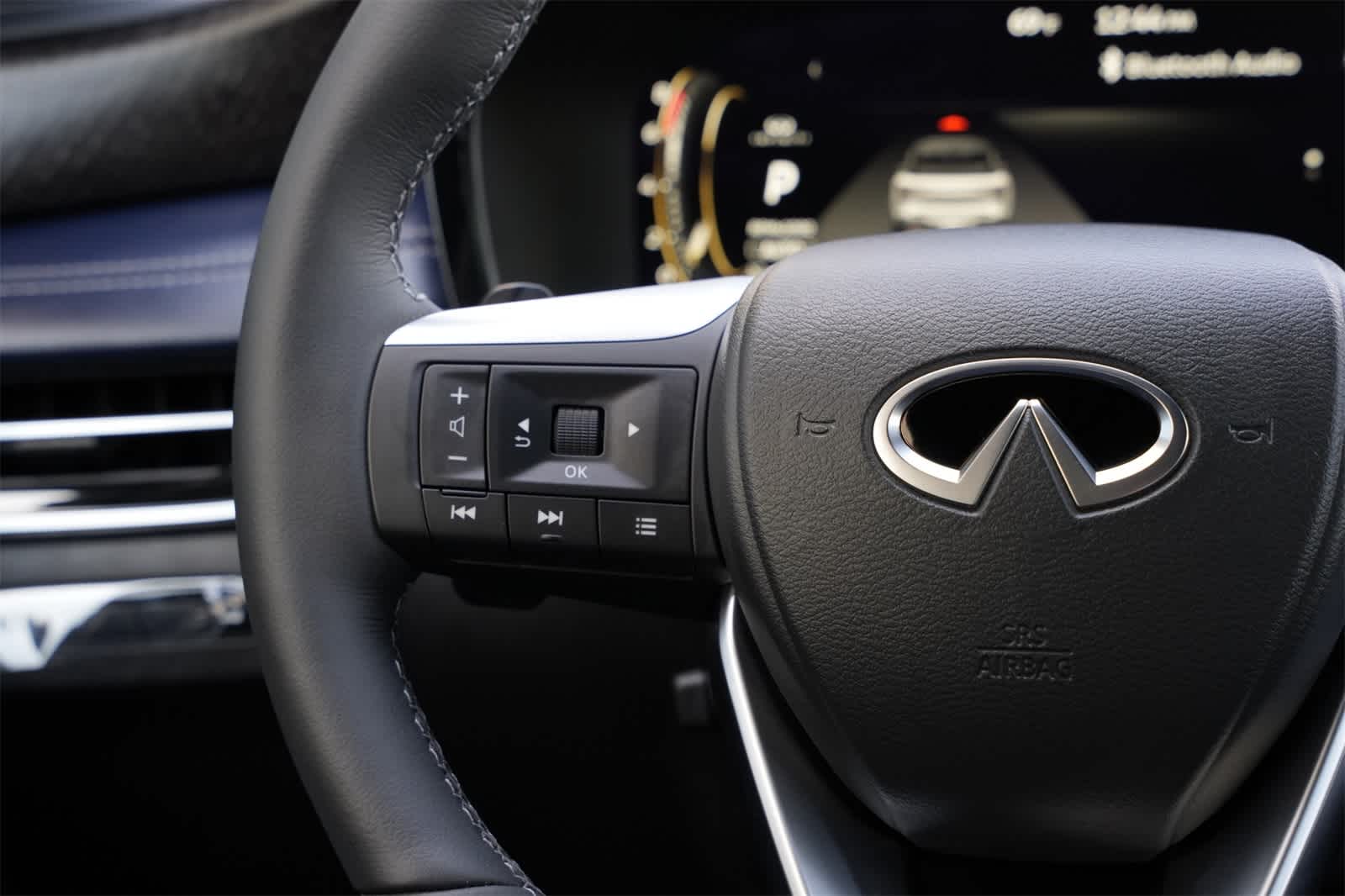 Thumbnail: 2026 INFINITI QX60 - 10