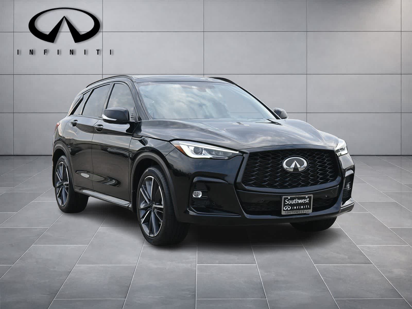 Thumbnail: 2023 INFINITI QX50 - 3