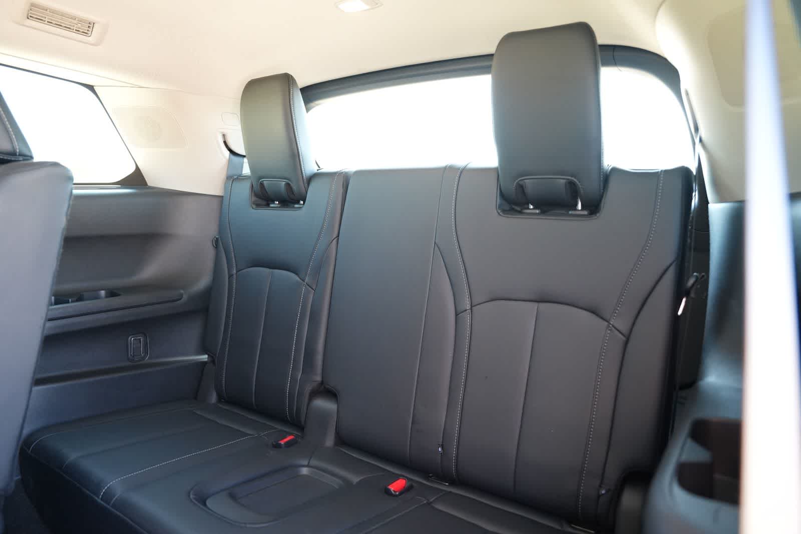 Thumbnail: 2023 INFINITI QX60 - 20