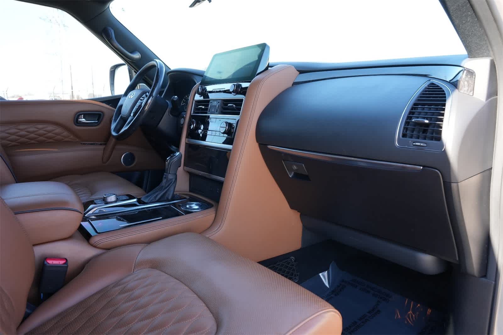 Thumbnail: 2024 INFINITI QX80 - 22