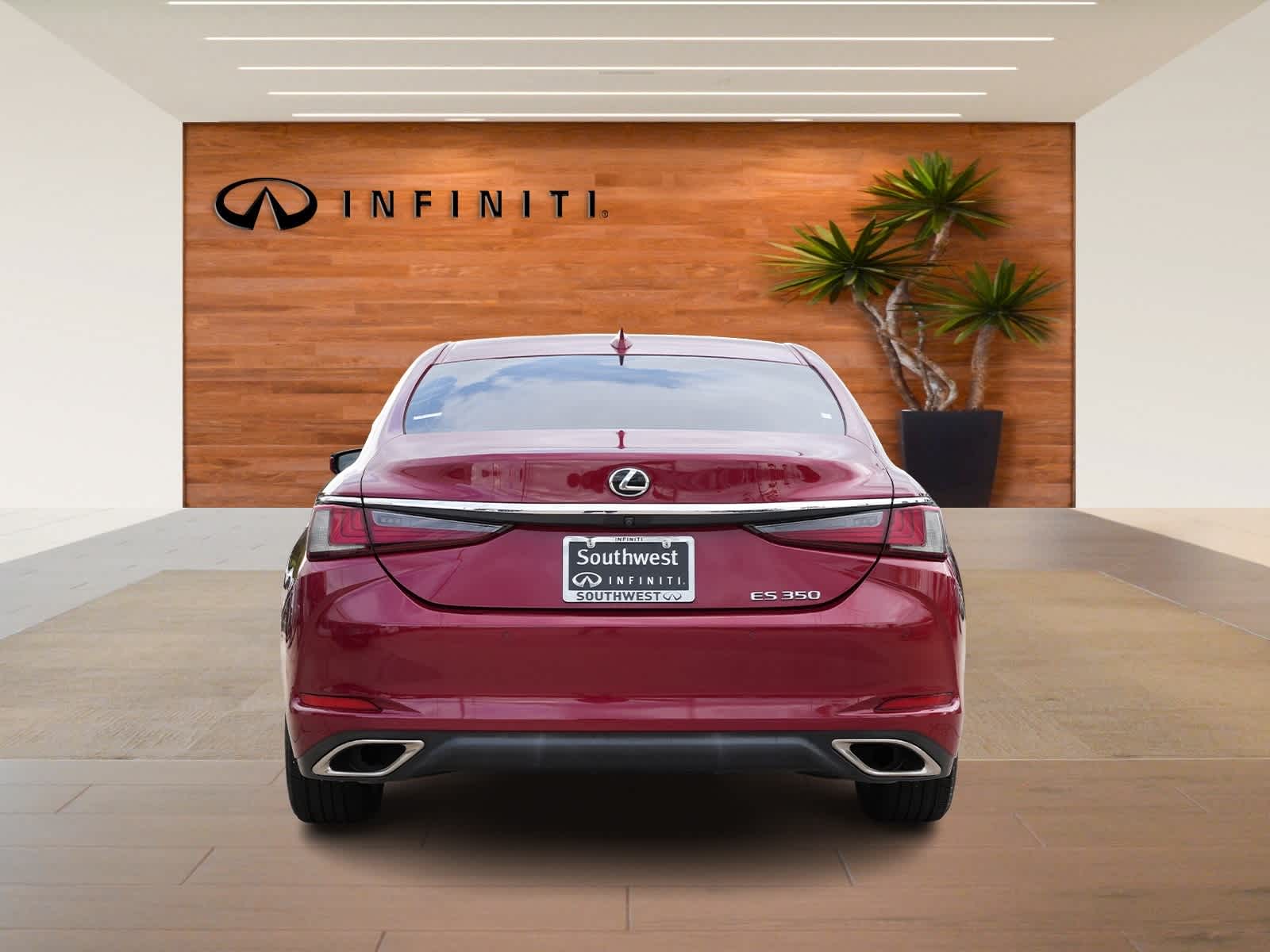 Thumbnail: 2019 Lexus ES - 6