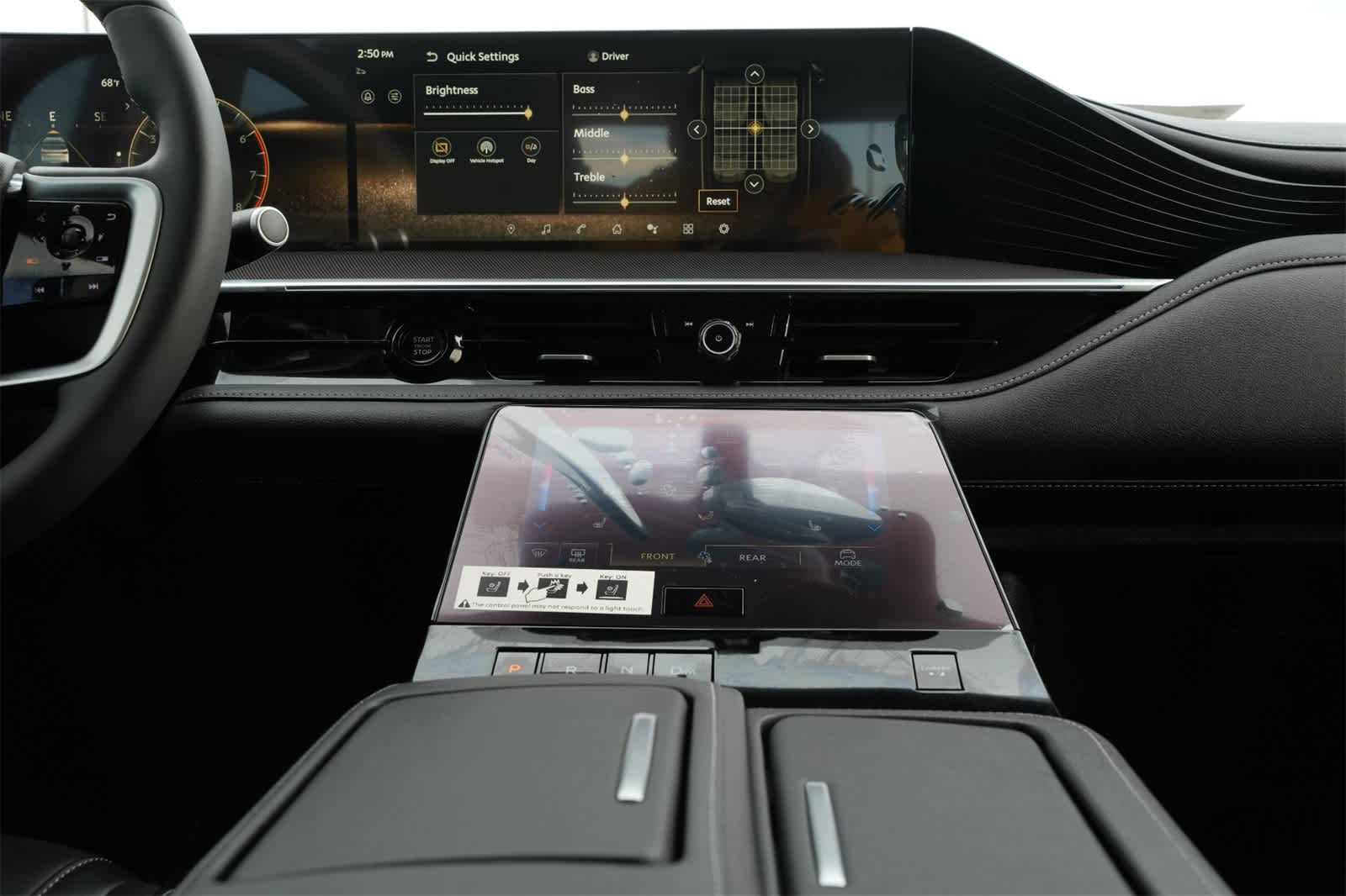 Thumbnail: 2025 INFINITI QX80 - 9