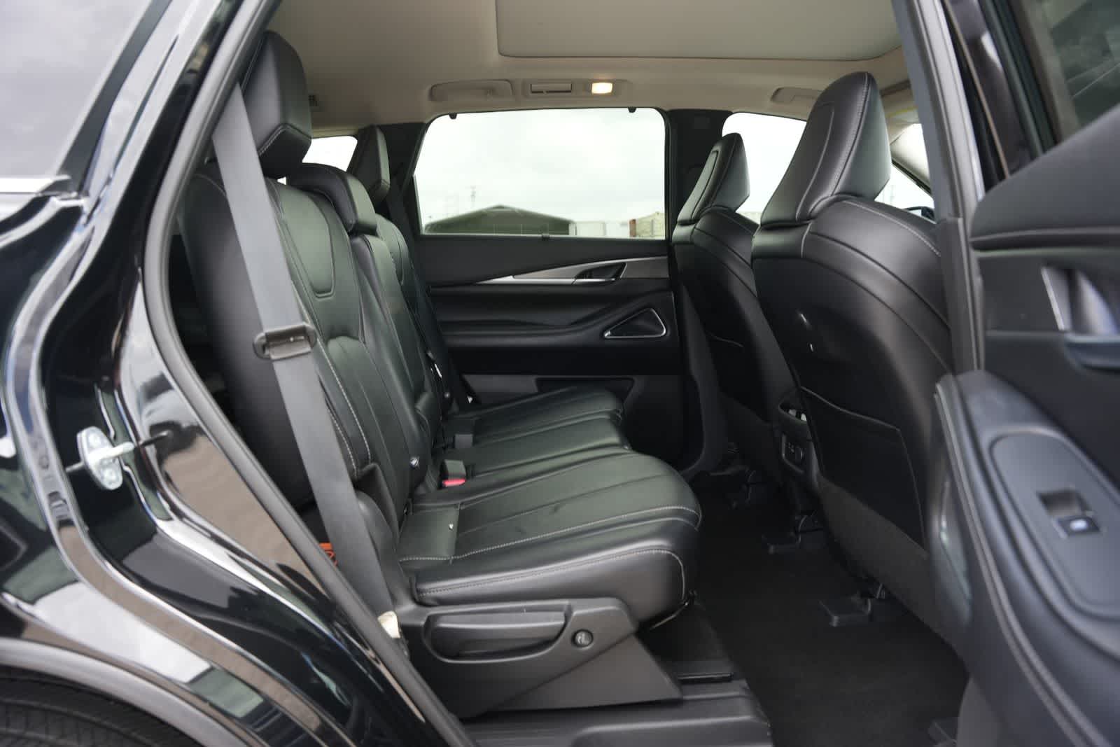 Thumbnail: 2023 INFINITI QX60 - 20