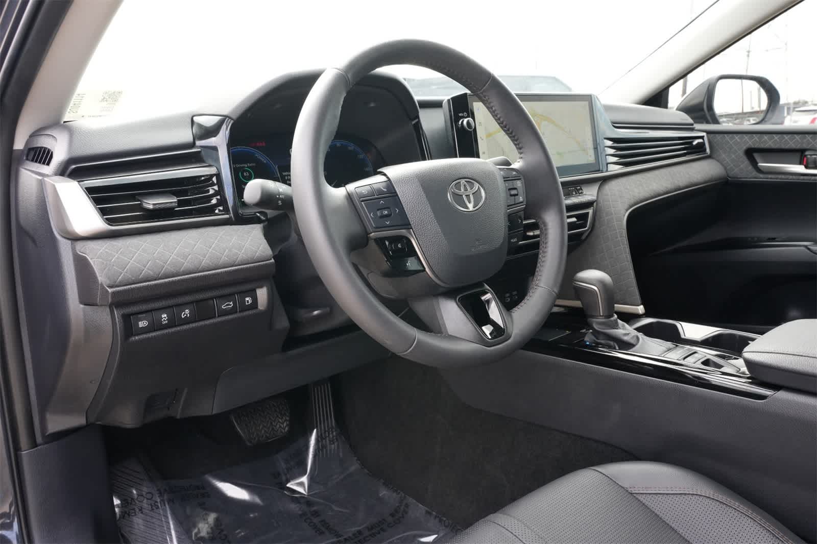 Thumbnail: 2025 Toyota Camry - 15