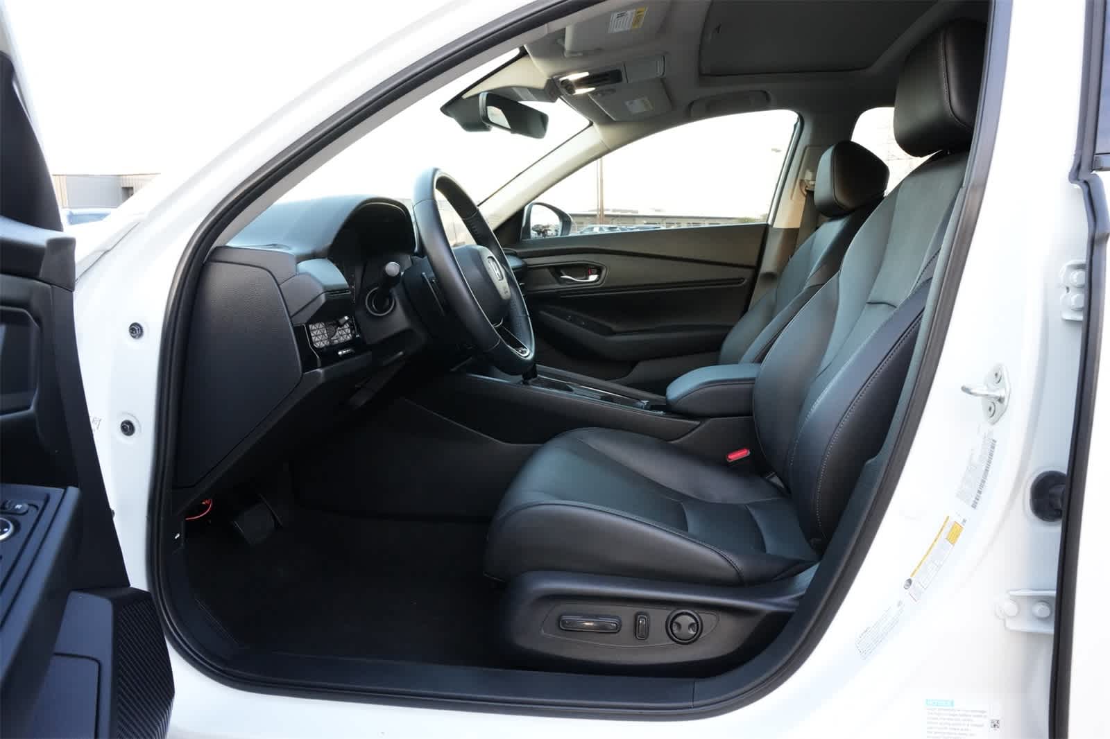 Thumbnail: 2023 Honda Accord - 17