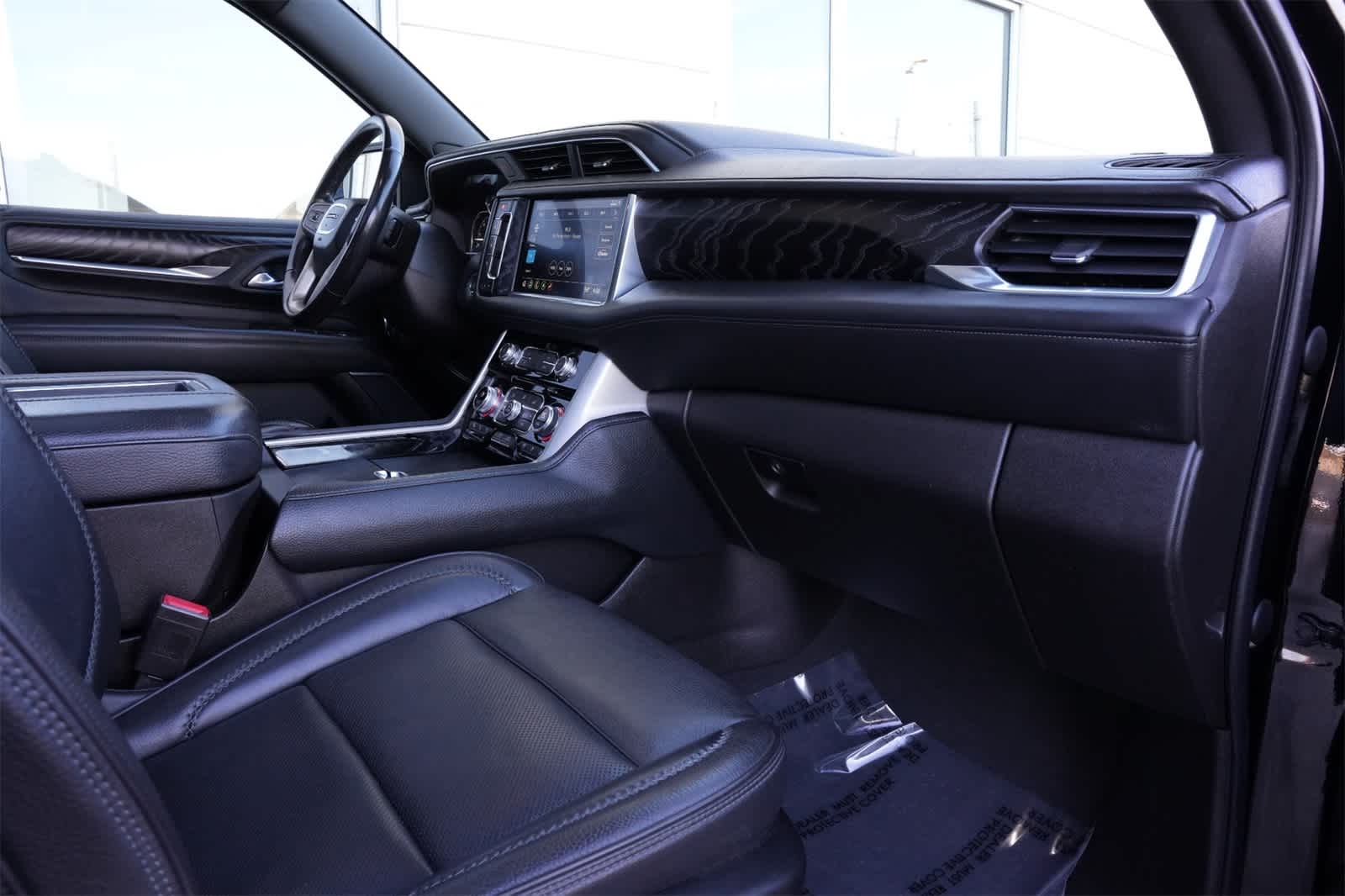 Thumbnail: 2021 GMC Yukon - 22