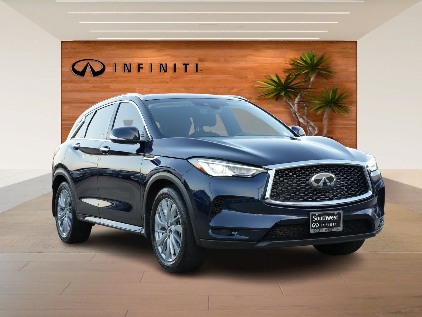 Thumbnail: 2025 INFINITI QX50 - 3