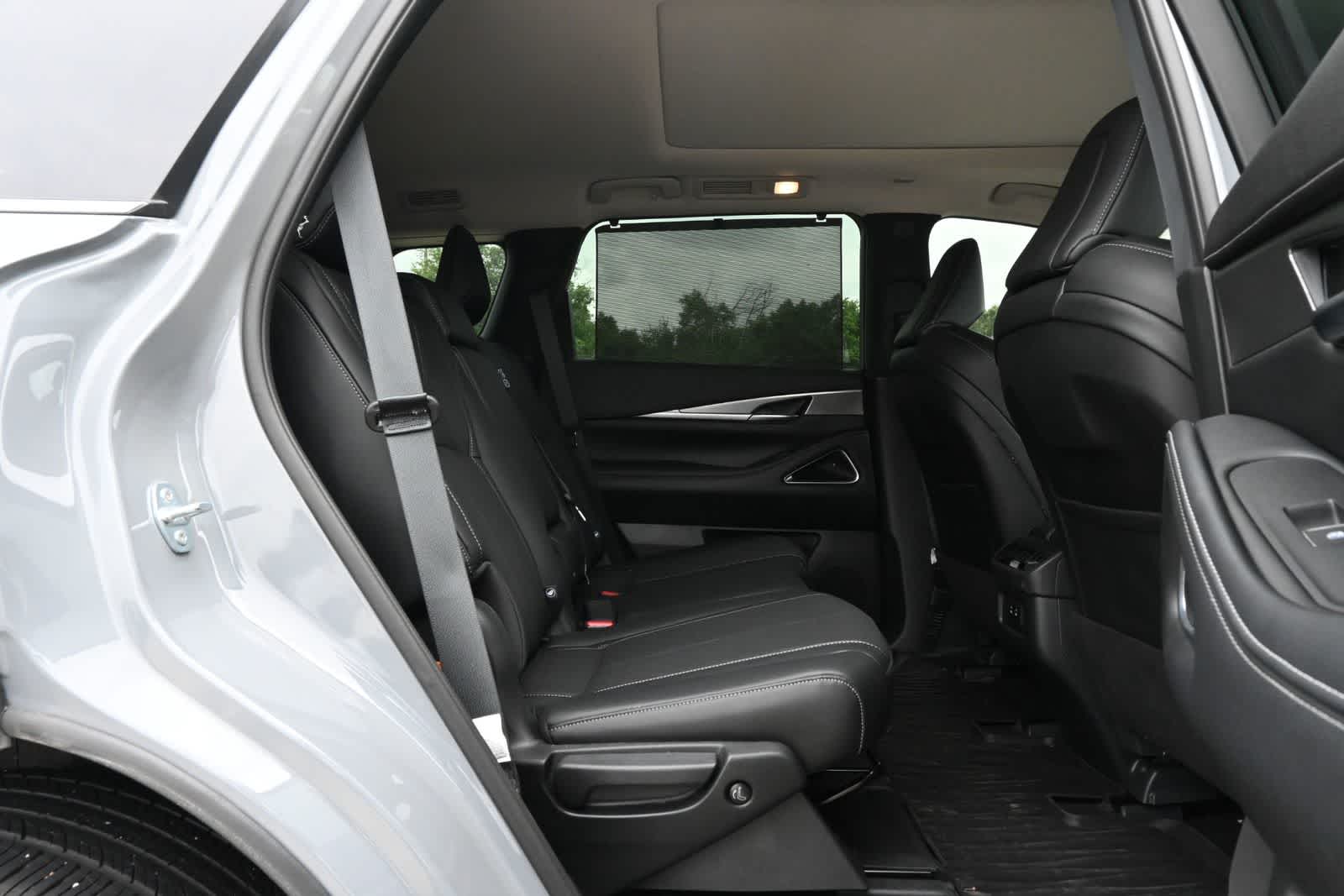 Thumbnail: 2026 INFINITI QX60 - 22