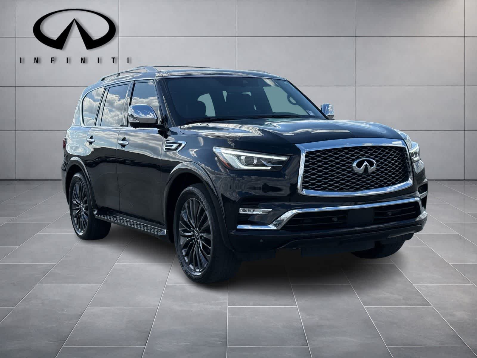Thumbnail: 2023 INFINITI QX80 - 3