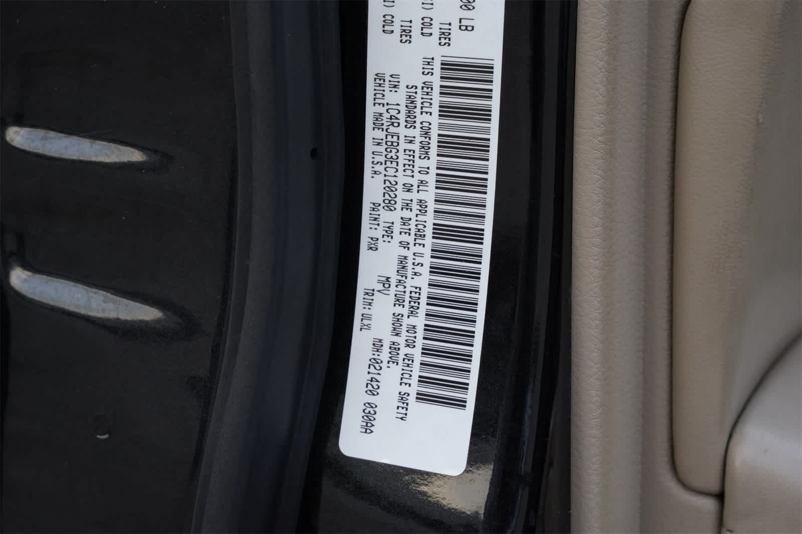 Thumbnail: 2014 Jeep Grand Cherokee - 26