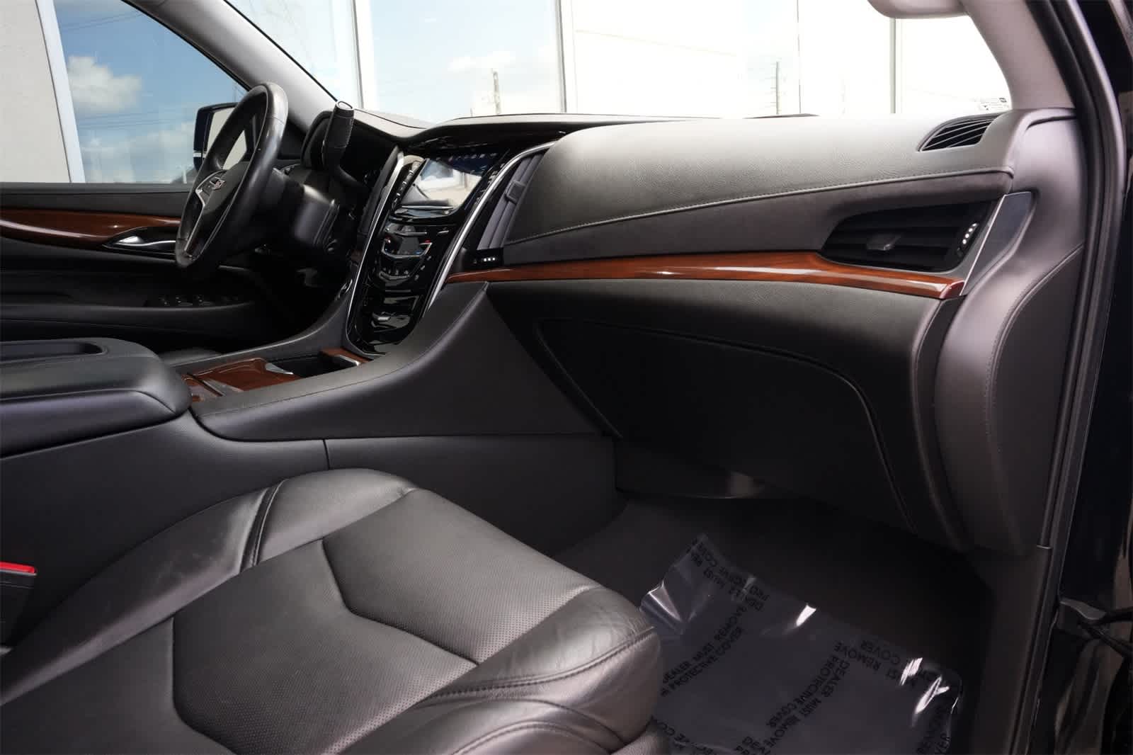 Thumbnail: 2020 Cadillac Escalade - 24