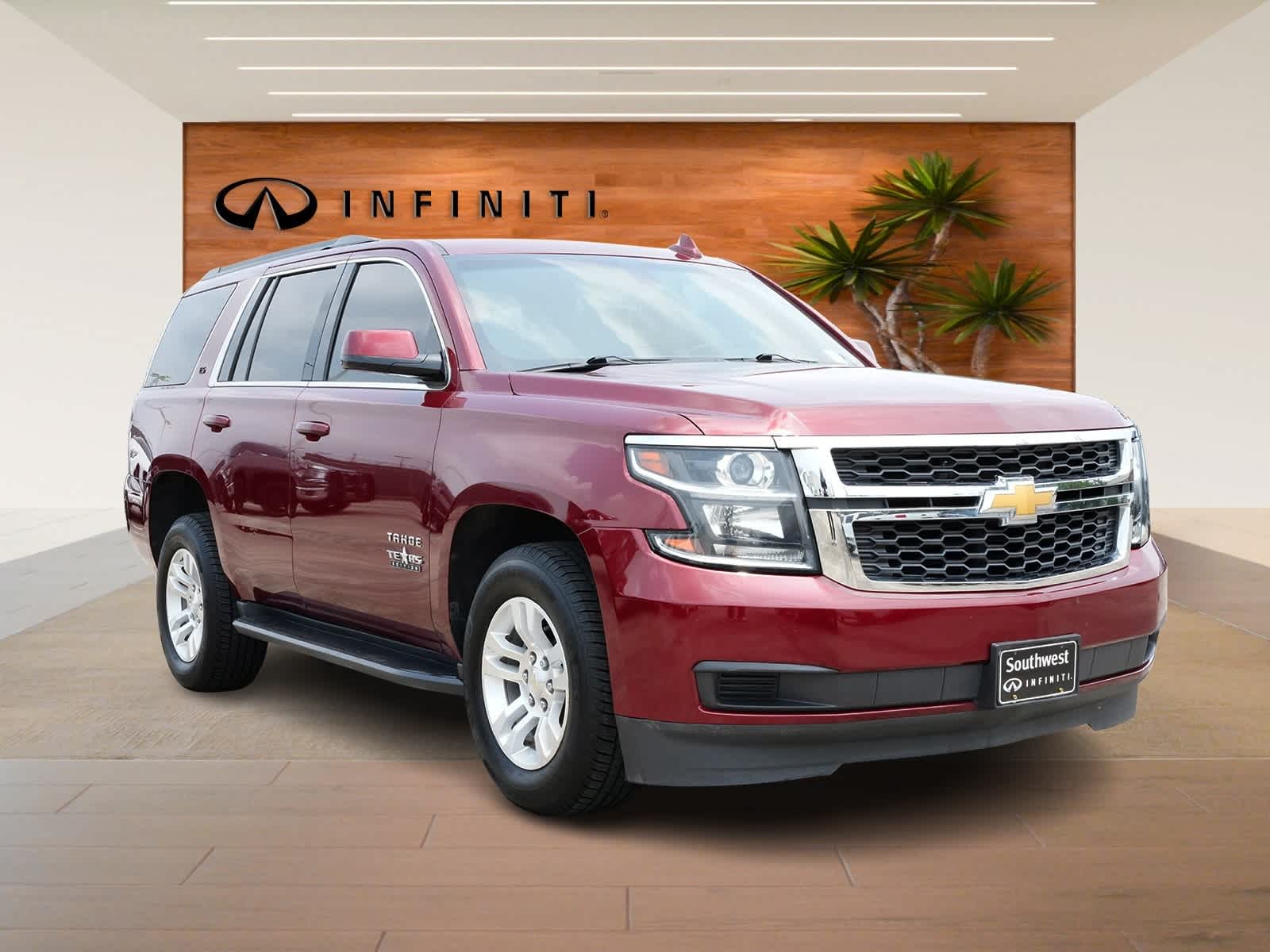 Thumbnail: 2018 Chevrolet Tahoe - 3