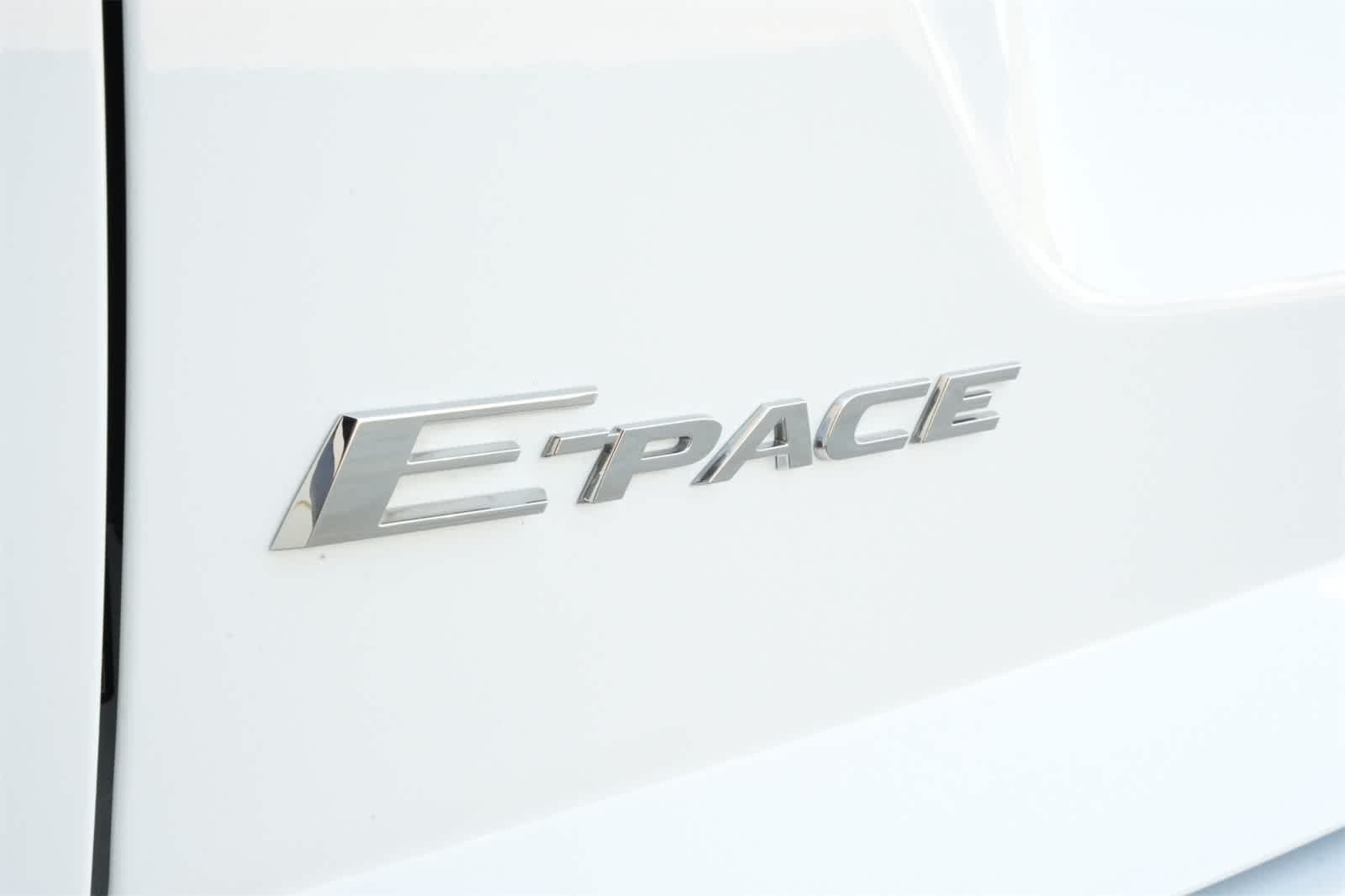 Thumbnail: 2019 Jaguar E-Pace - 20