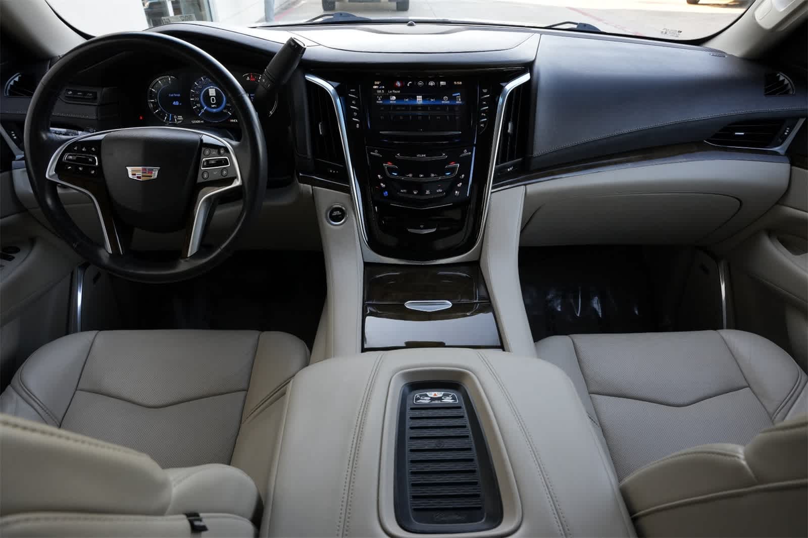 Thumbnail: 2019 Cadillac Escalade - 7