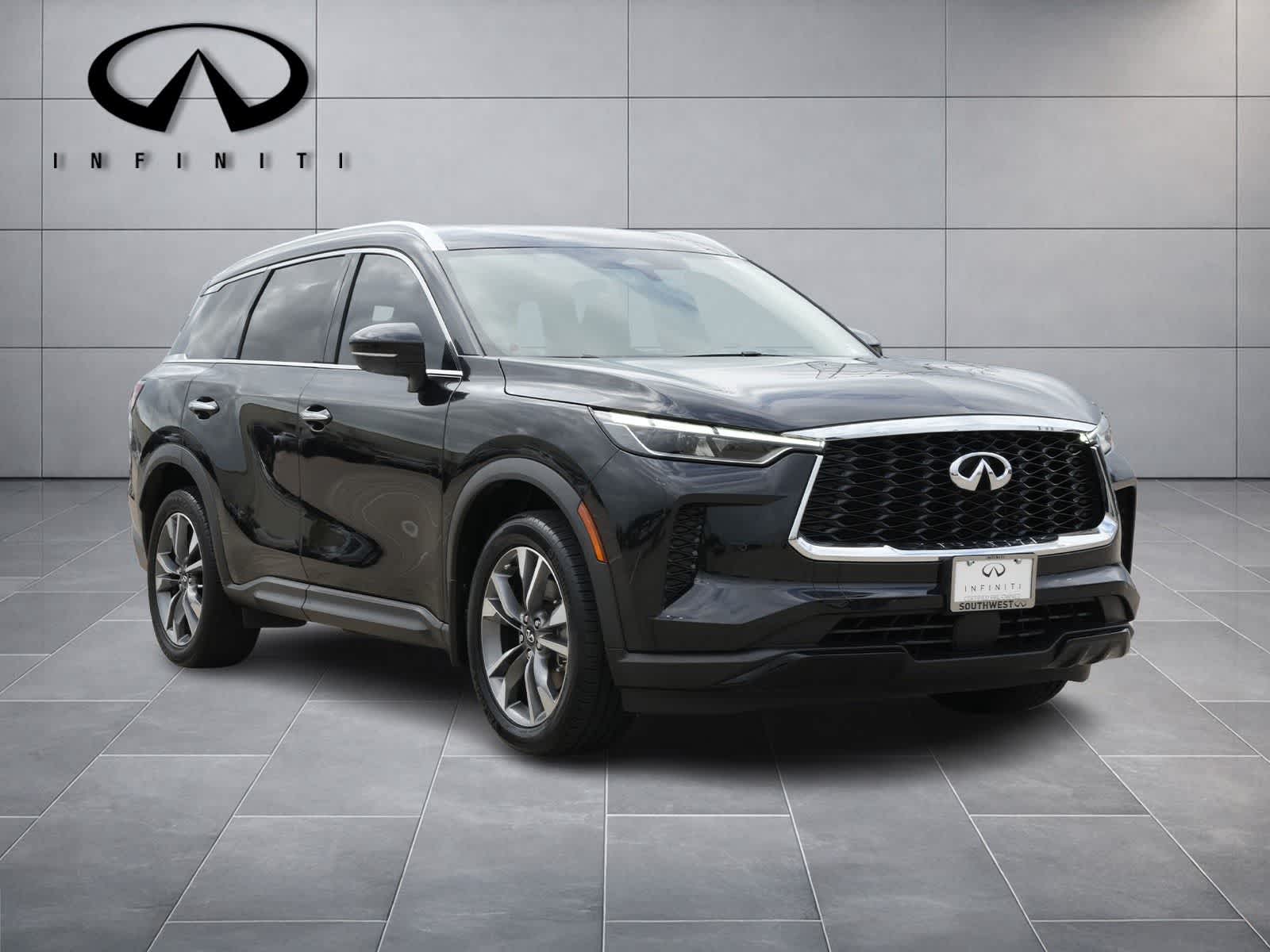 Thumbnail: 2023 INFINITI QX60 - 3