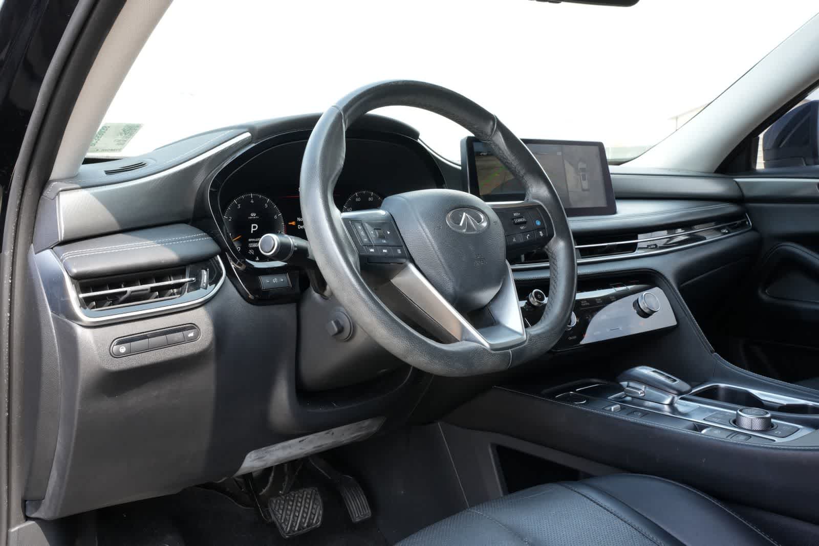 Thumbnail: 2023 INFINITI QX60 - 16