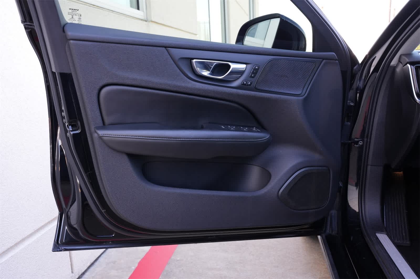 Thumbnail: 2021 Volvo S60 - 18