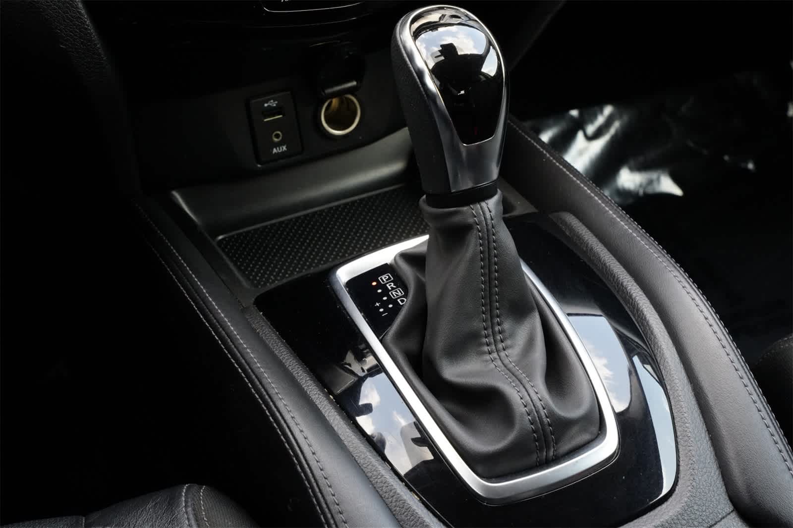 2018 Nissan Rogue Sport SL 14