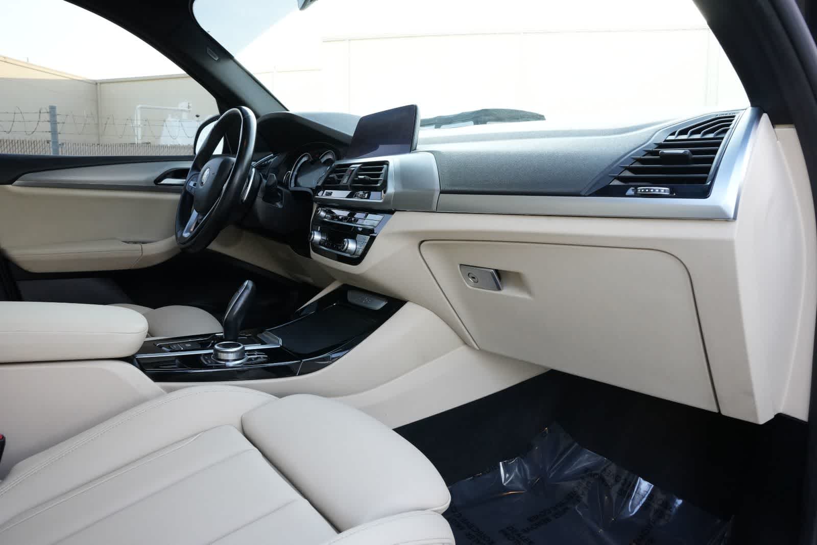 Thumbnail: 2021 BMW X3 - 23