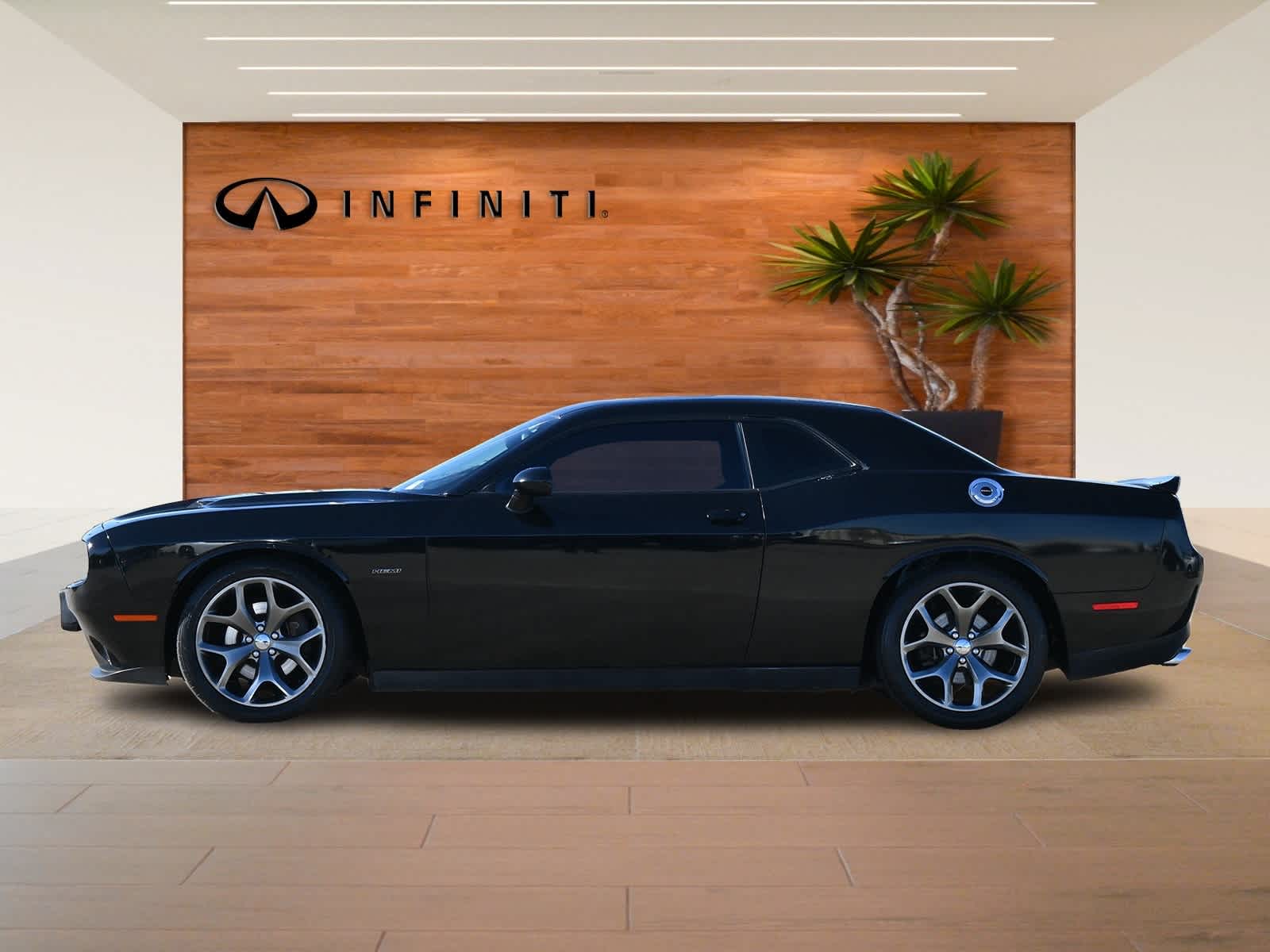 Thumbnail: 2015 Dodge Challenger - 4