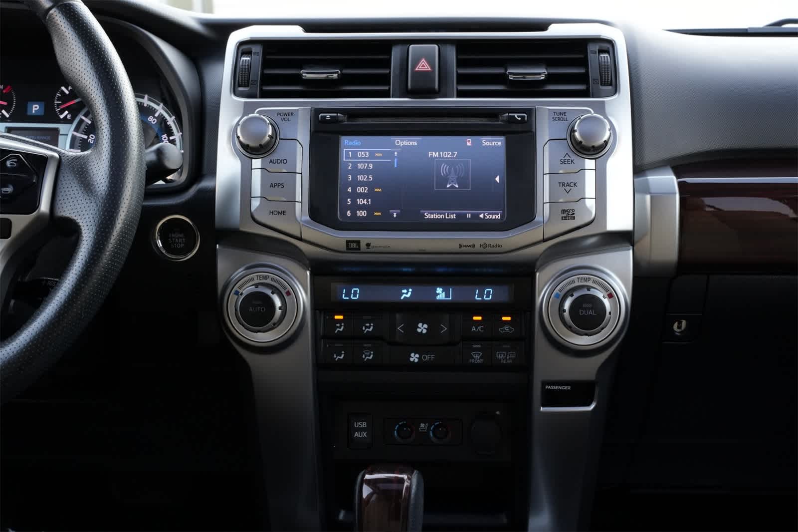 Thumbnail: 2016 Toyota 4Runner - 13