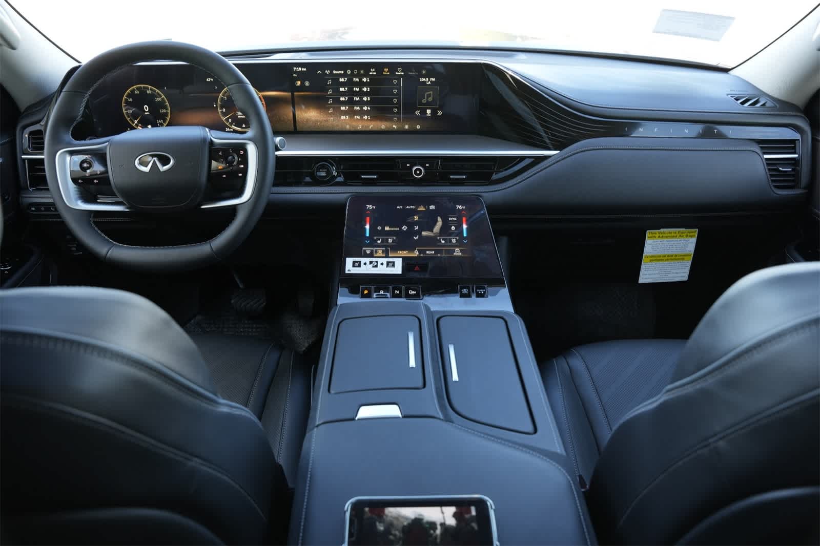Thumbnail: 2025 INFINITI QX80 - 7