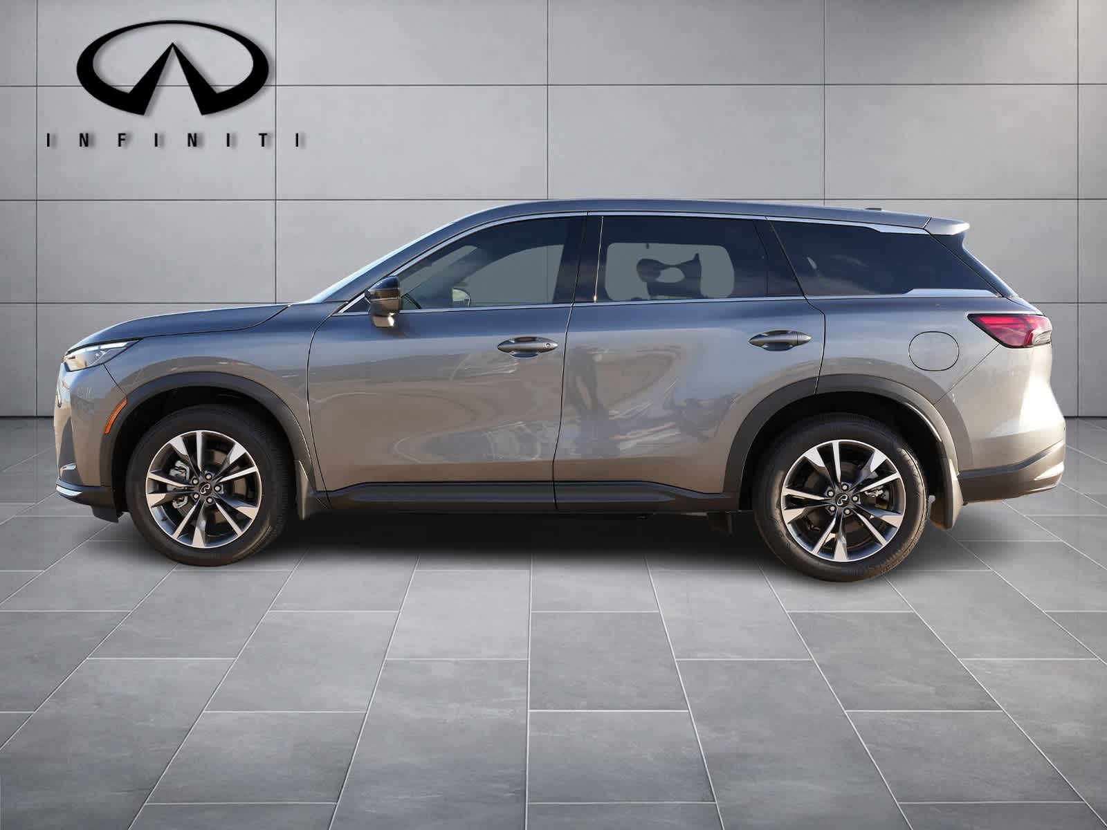 Thumbnail: 2026 INFINITI QX60 - 4