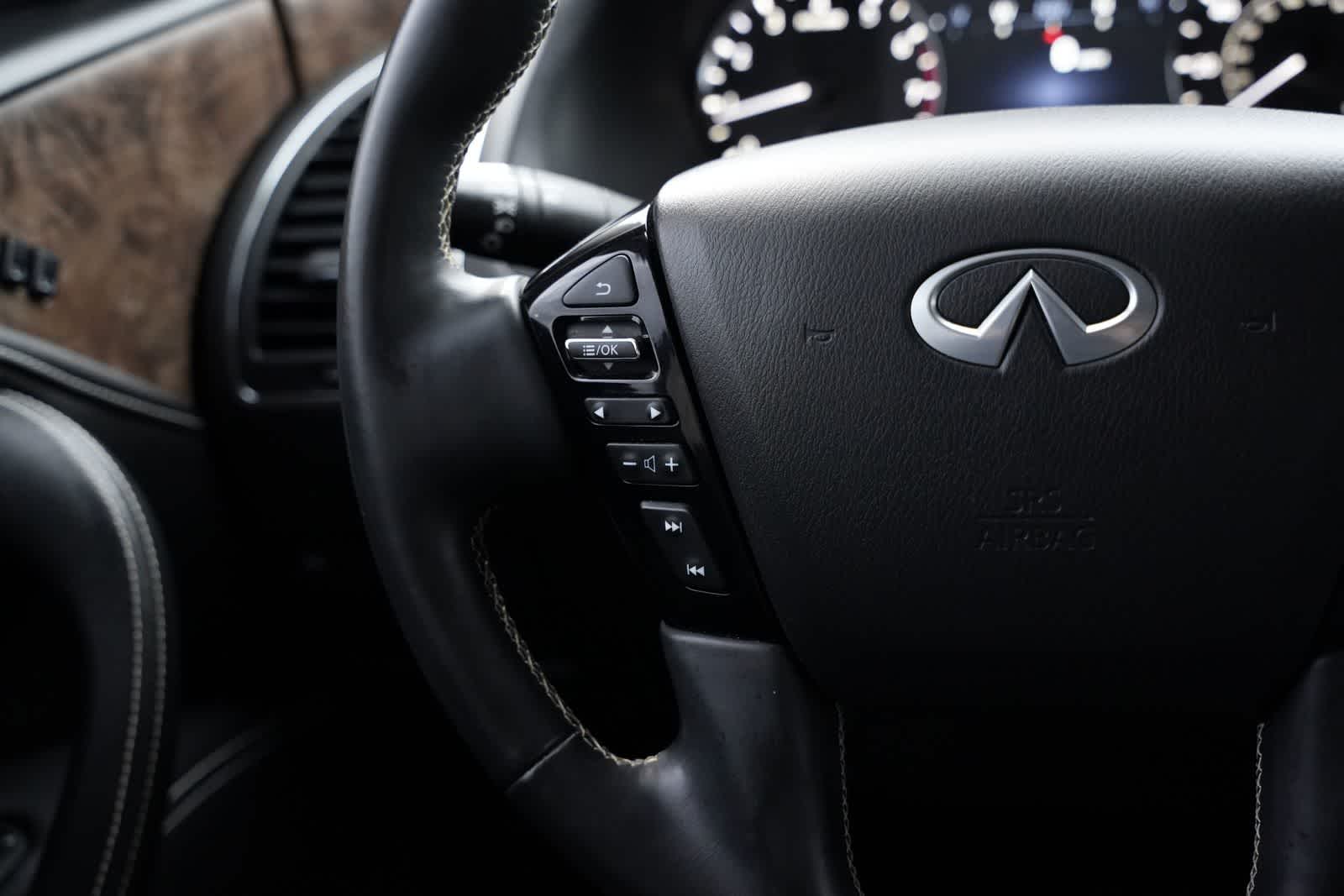 Thumbnail: 2024 INFINITI QX80 - 10