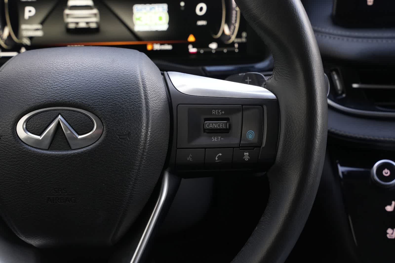 Thumbnail: 2023 INFINITI QX60 - 10