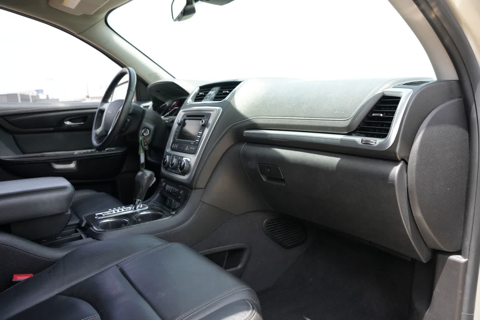 Thumbnail: 2017 GMC Acadia - 21