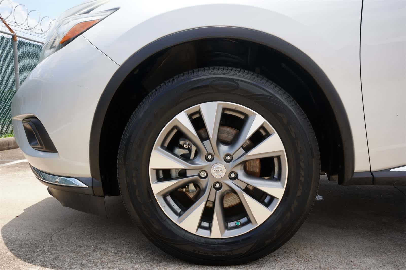 Thumbnail: 2015 Nissan Murano - 23