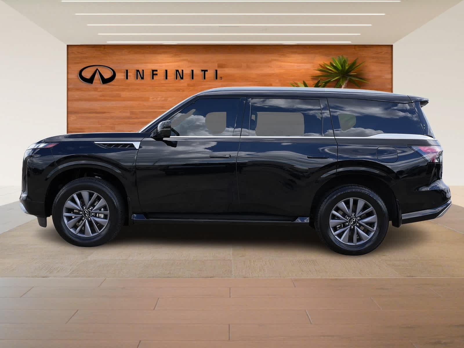 Thumbnail: 2025 INFINITI QX80 - 4
