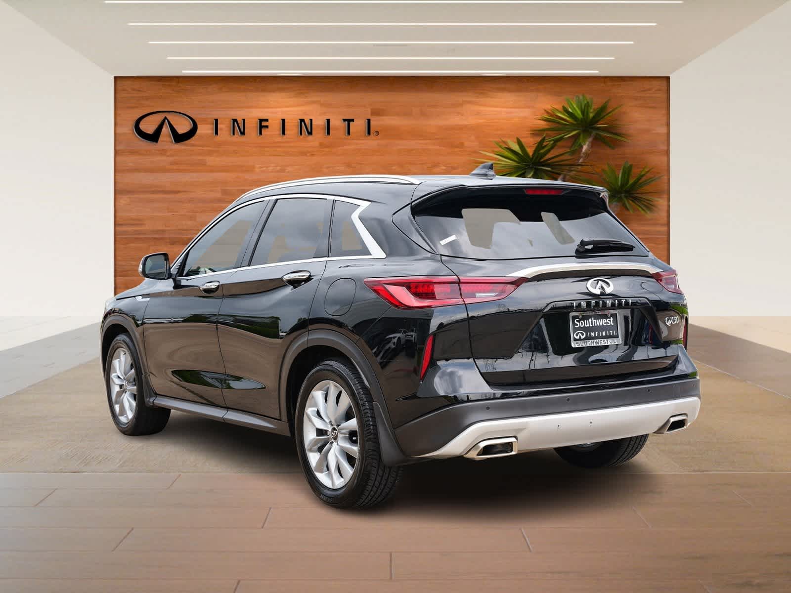 Thumbnail: 2022 INFINITI QX50 - 5