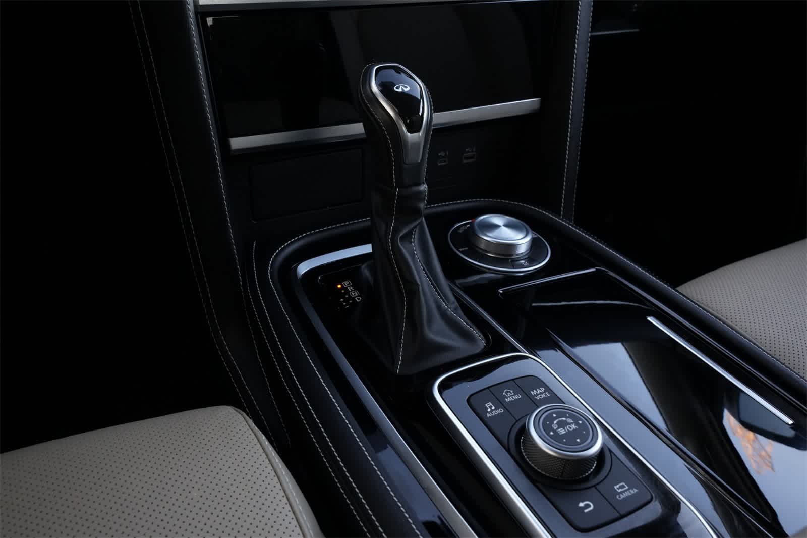 Thumbnail: 2023 INFINITI QX80 - 15