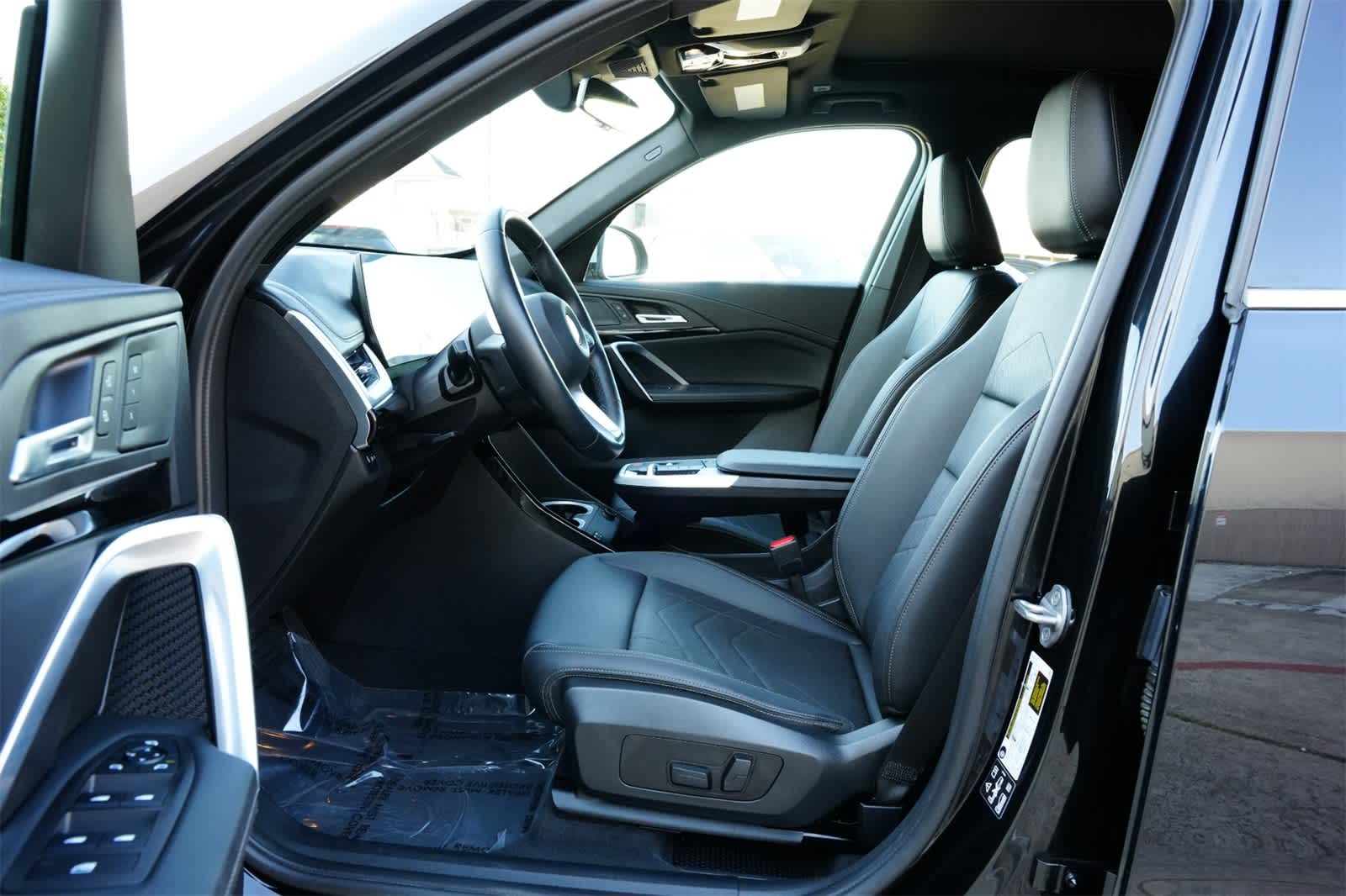 2024 BMW X1 xDrive28i 16