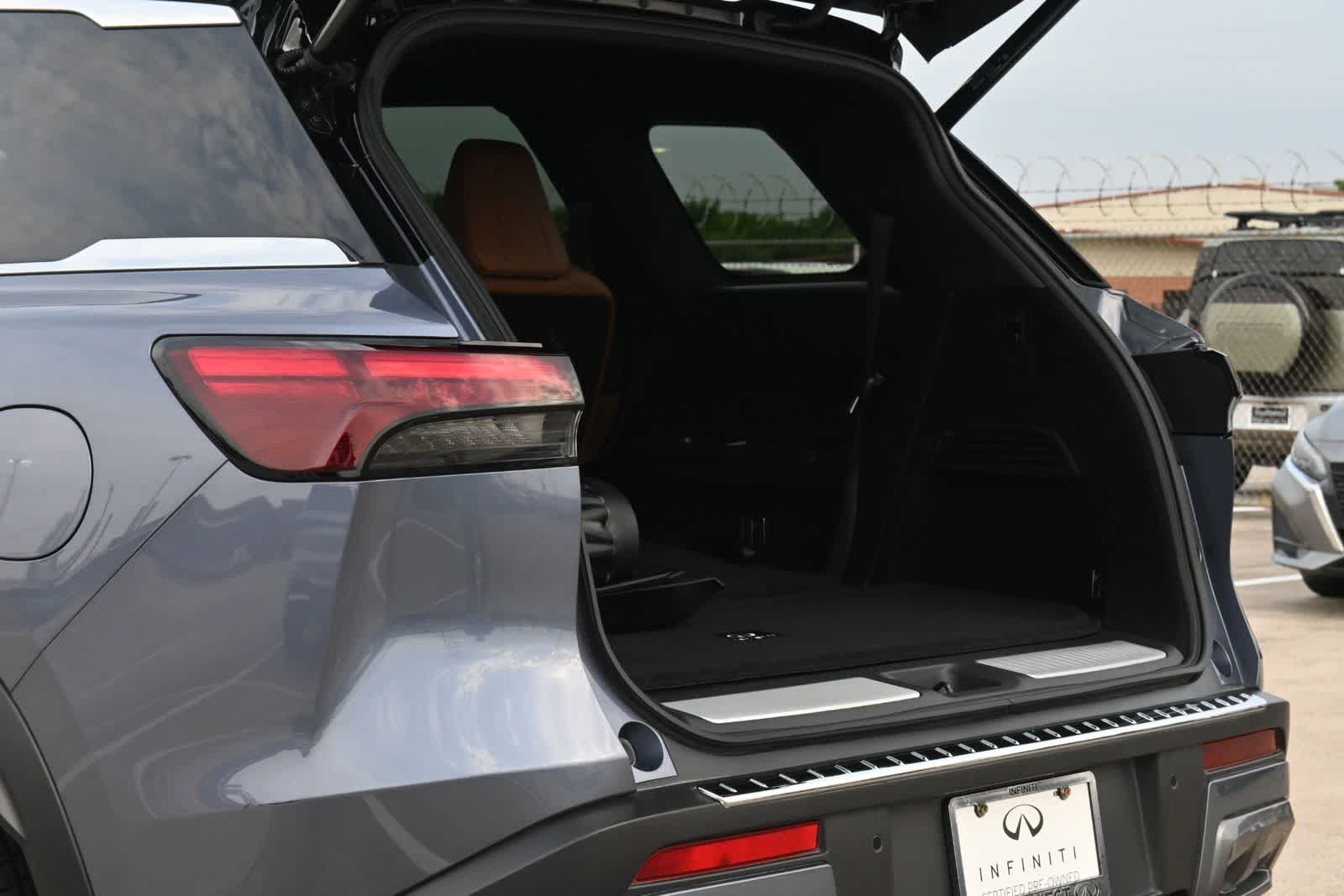 Thumbnail: 2024 INFINITI QX60 - 21
