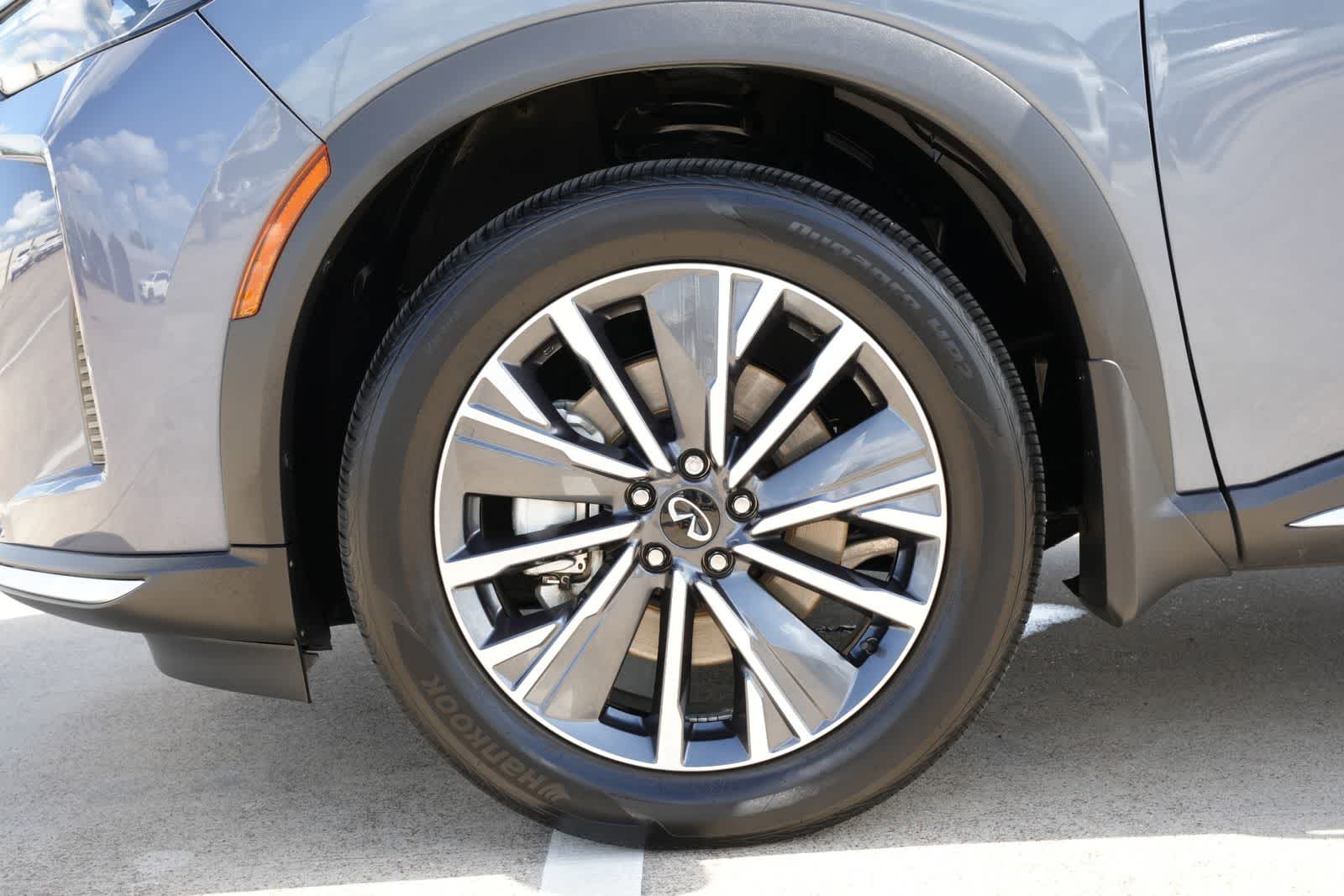 Thumbnail: 2026 INFINITI QX60 - 24
