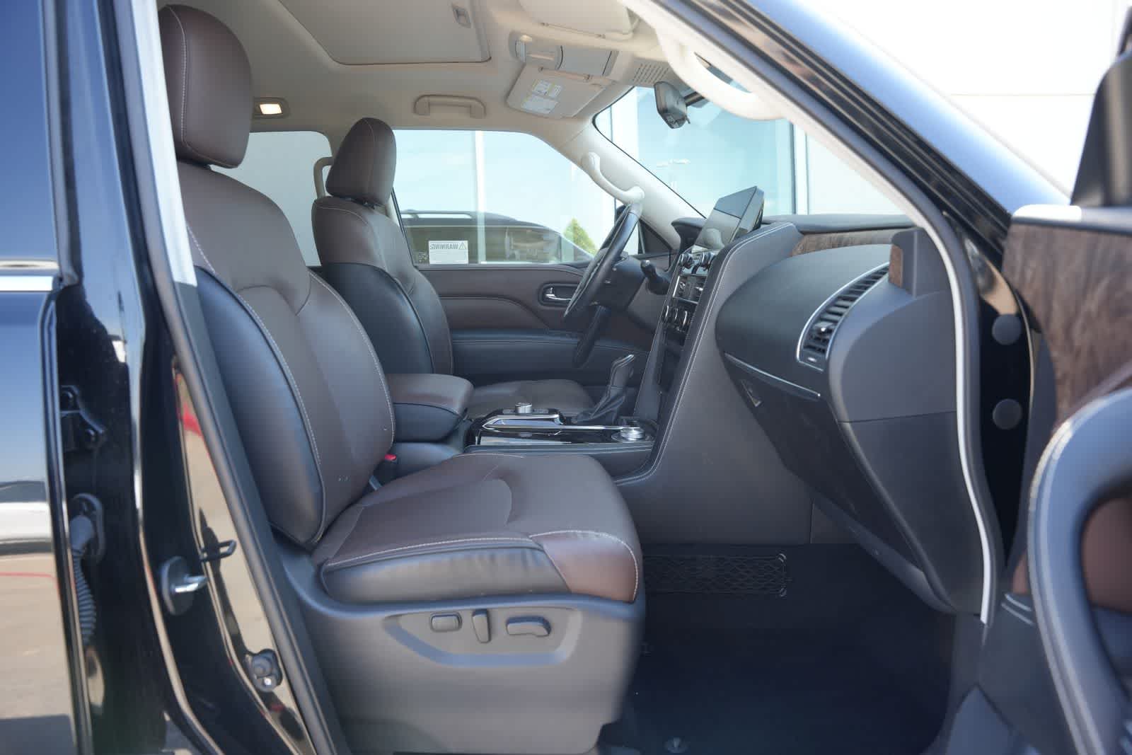 Thumbnail: 2024 INFINITI QX80 - 15