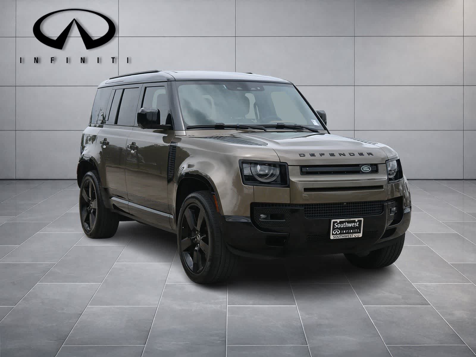 Thumbnail: 2024 Land Rover Defender - 3