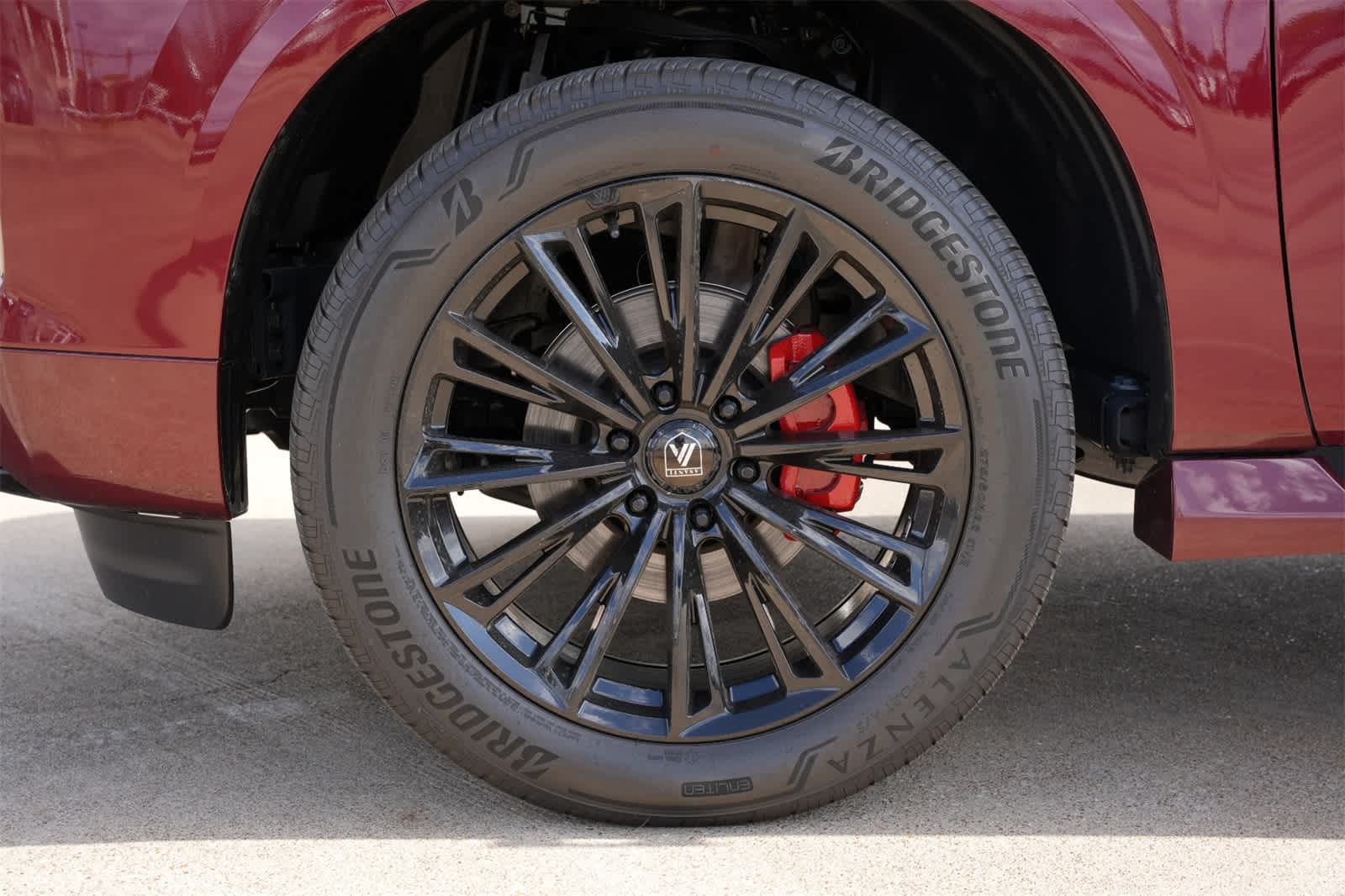 Thumbnail: 2025 INFINITI QX80 - 28