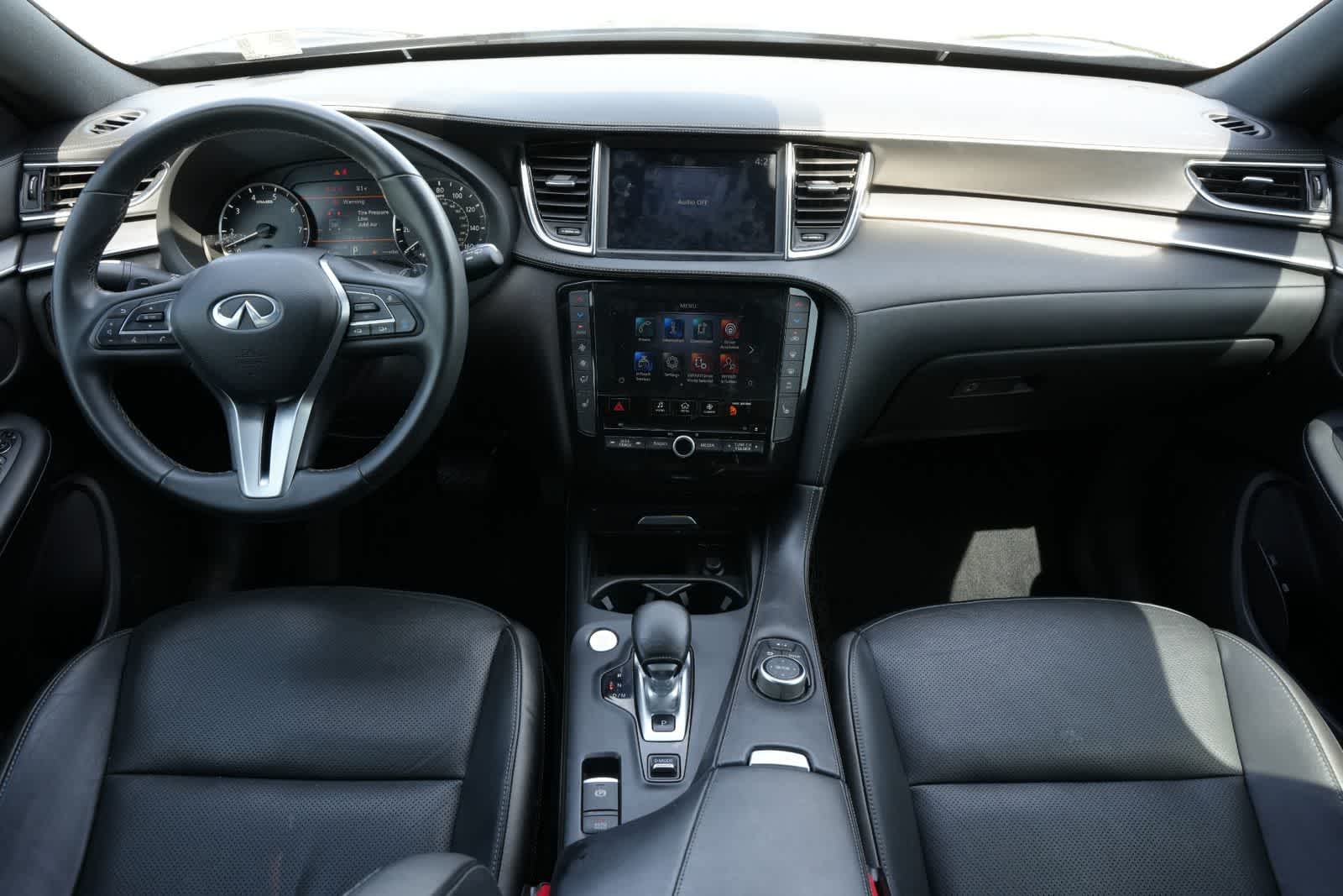 Thumbnail: 2023 INFINITI QX55 - 6