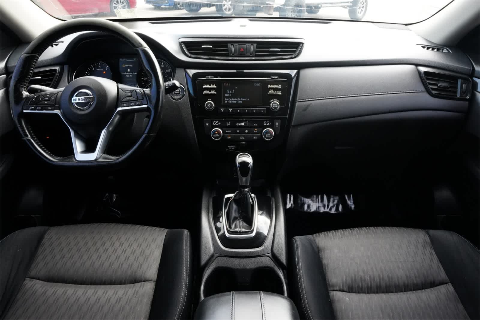 Thumbnail: 2017 Nissan Rogue - 7
