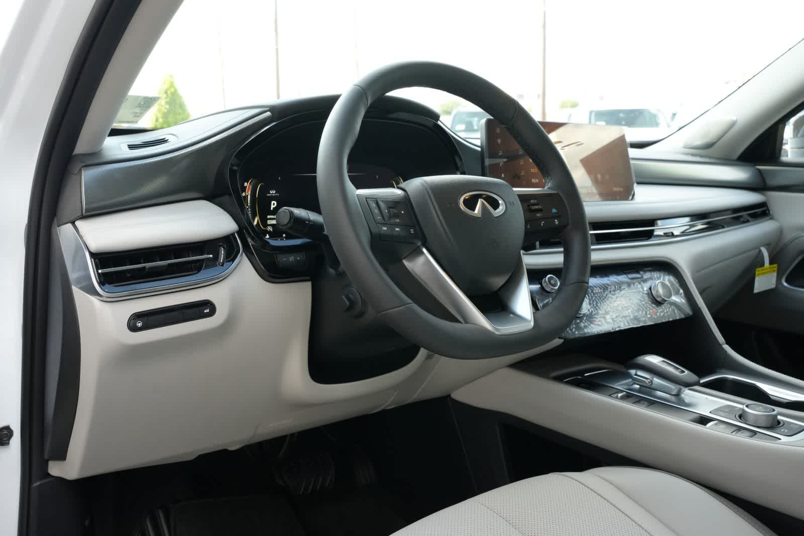 Thumbnail: 2027 INFINITI QX60 - 16