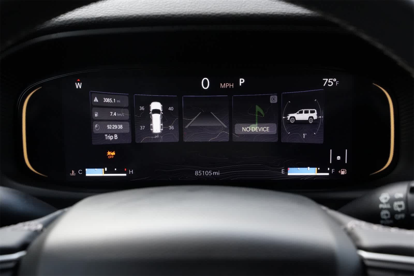 Thumbnail: 2022 Jeep Wagoneer - 12