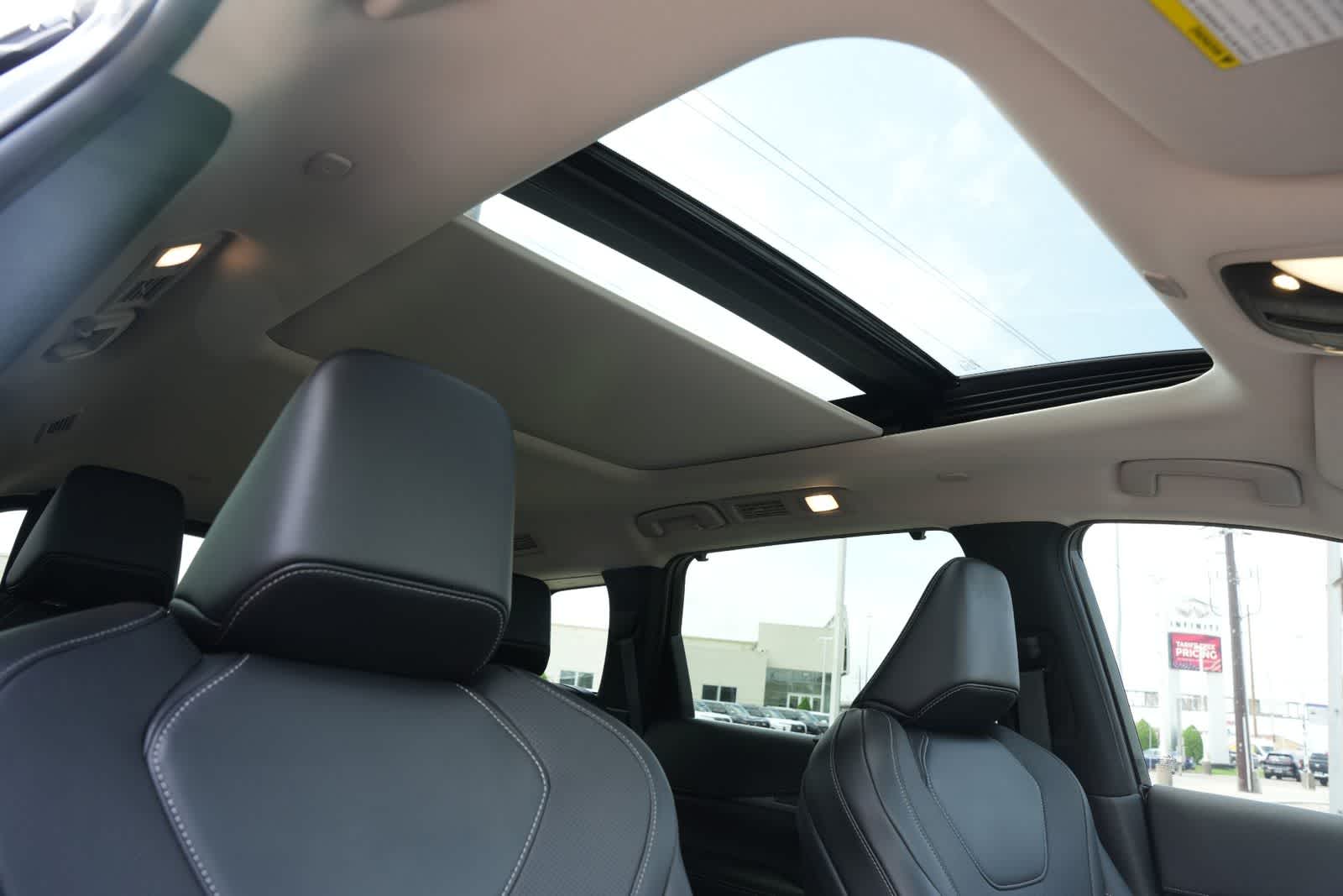 Thumbnail: 2026 INFINITI QX60 - 24