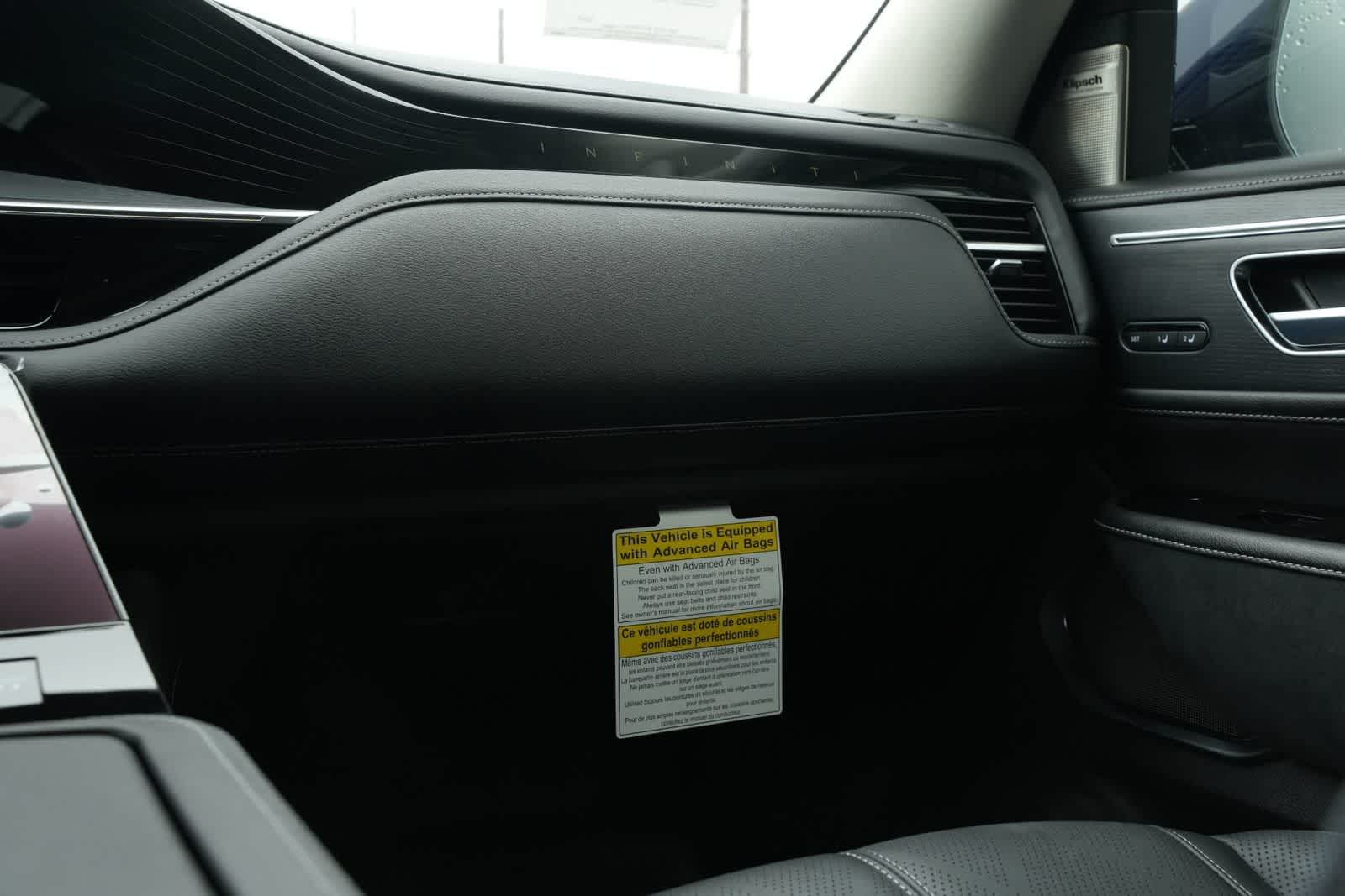 Thumbnail: 2025 INFINITI QX80 - 8